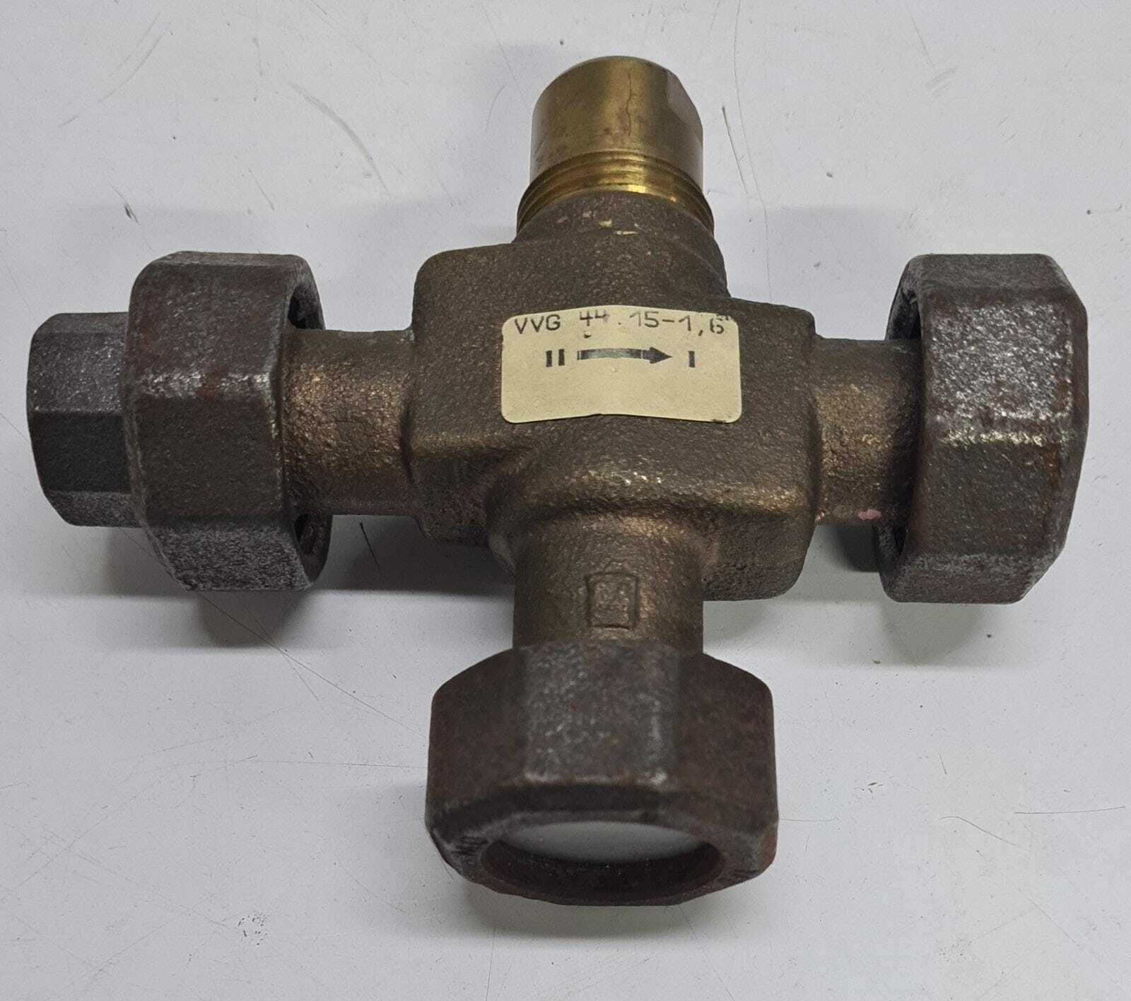 Siemens VVG44.15-1 2-Way Valve A-AB PN16 Rg5 Threaded Water Pipe Valve