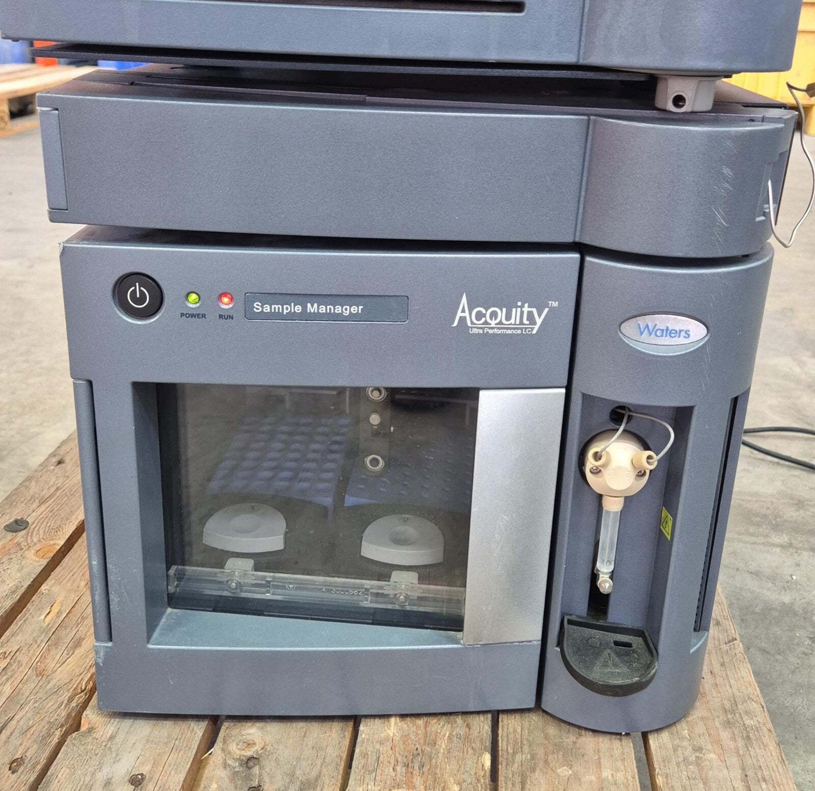 Waters Acquity Binary Solvent Manager 186015001 & 186015005 Sample Manager AS-IS
