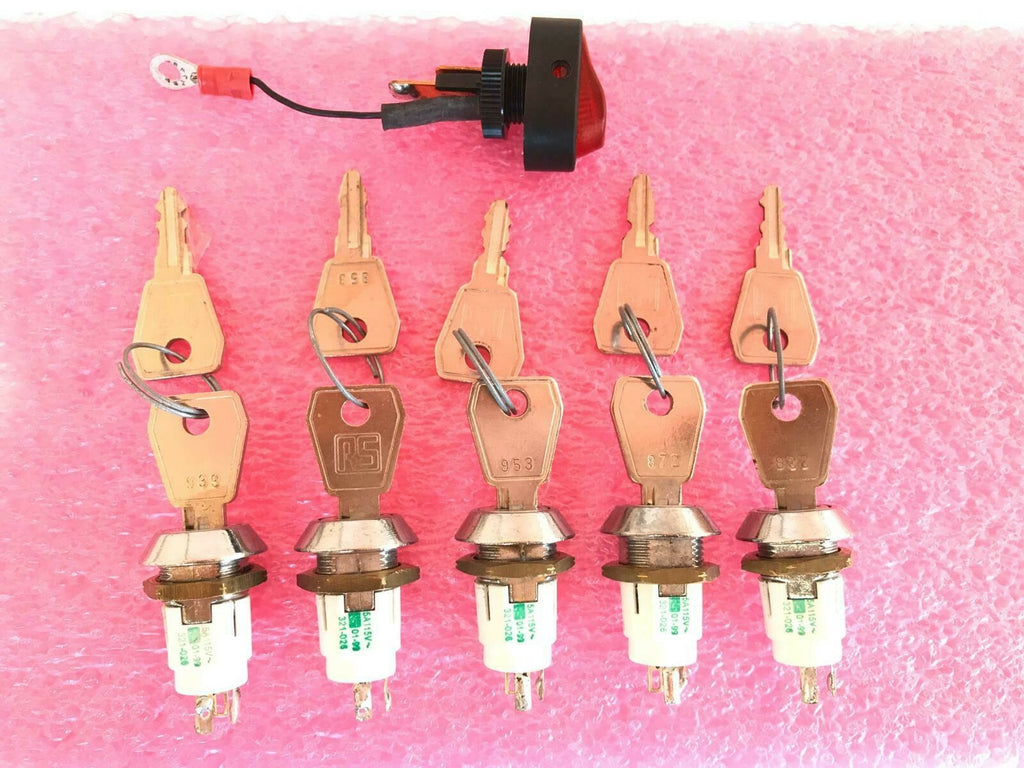 Key Switch, SPDT-NO/NC, 5 A @ 115 V ac 2-Way, -20  +65°C Lot of 5