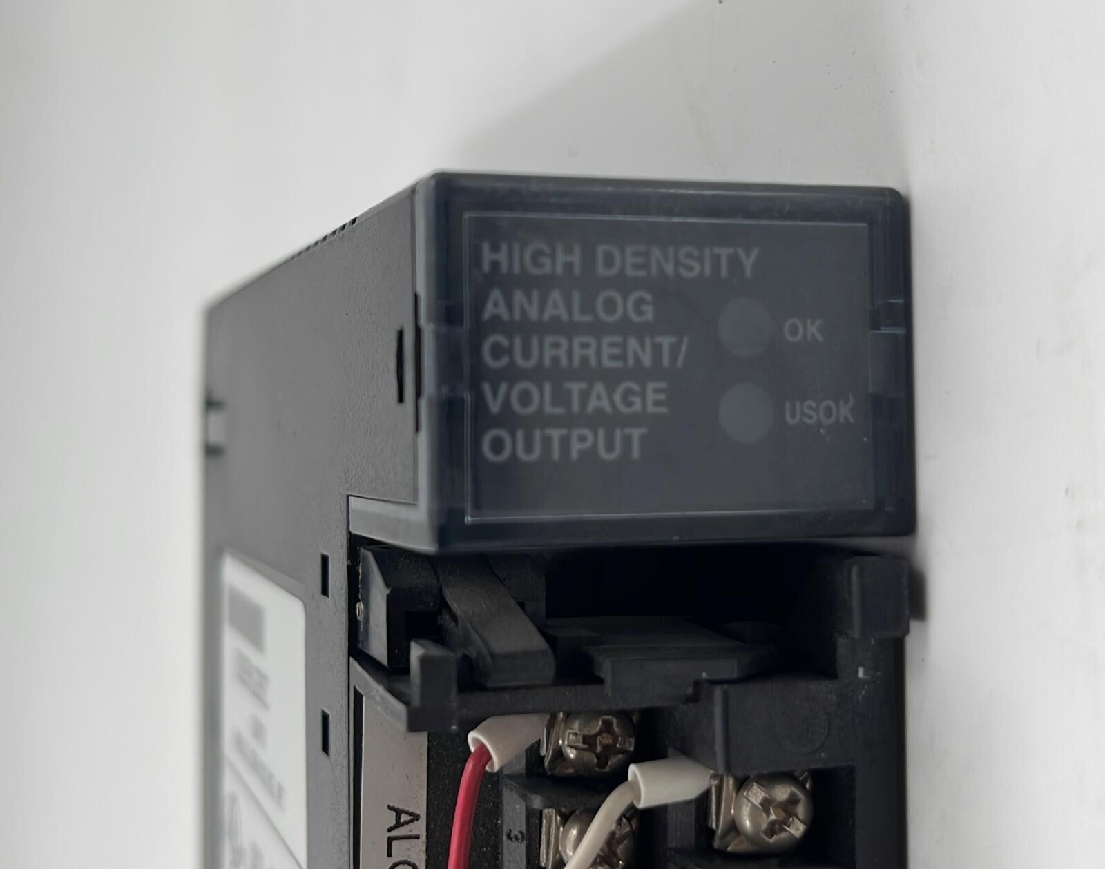 GE Fanuc IC693ALG392C Output Analog Curr/Voltage 8-PT **AS IS