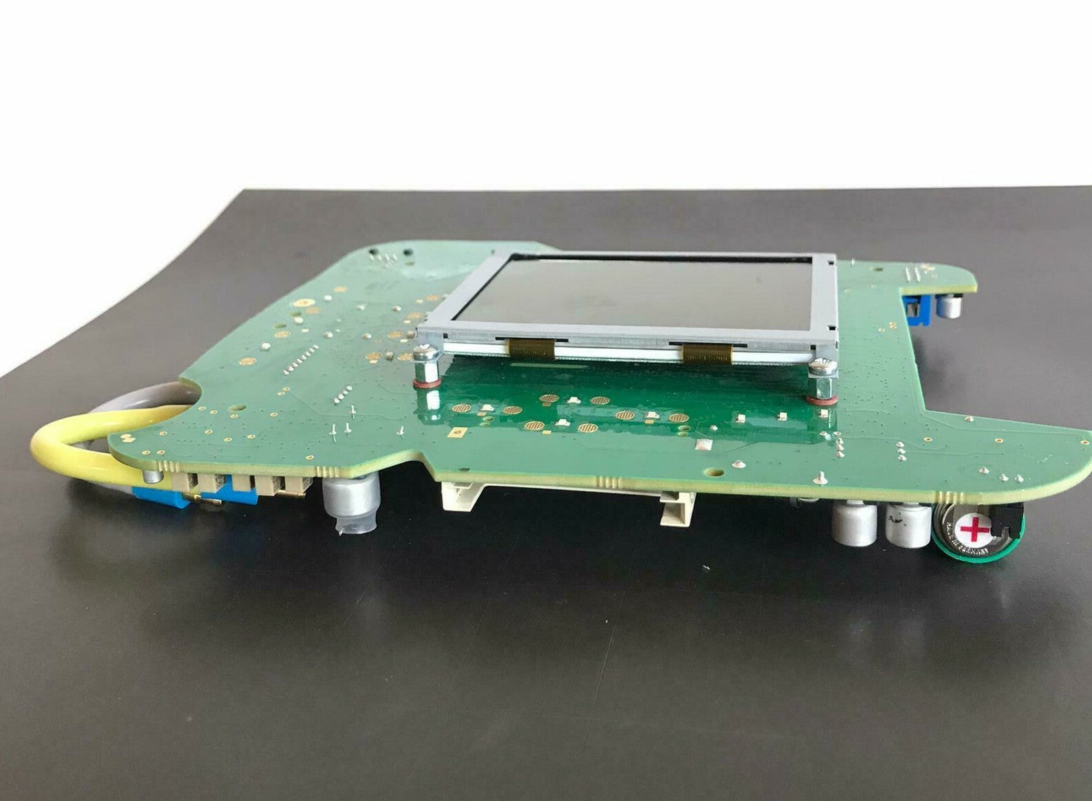 Breas Medical AB Vivo 30 Ventilator Main CPU Board & Display CAD068-R11