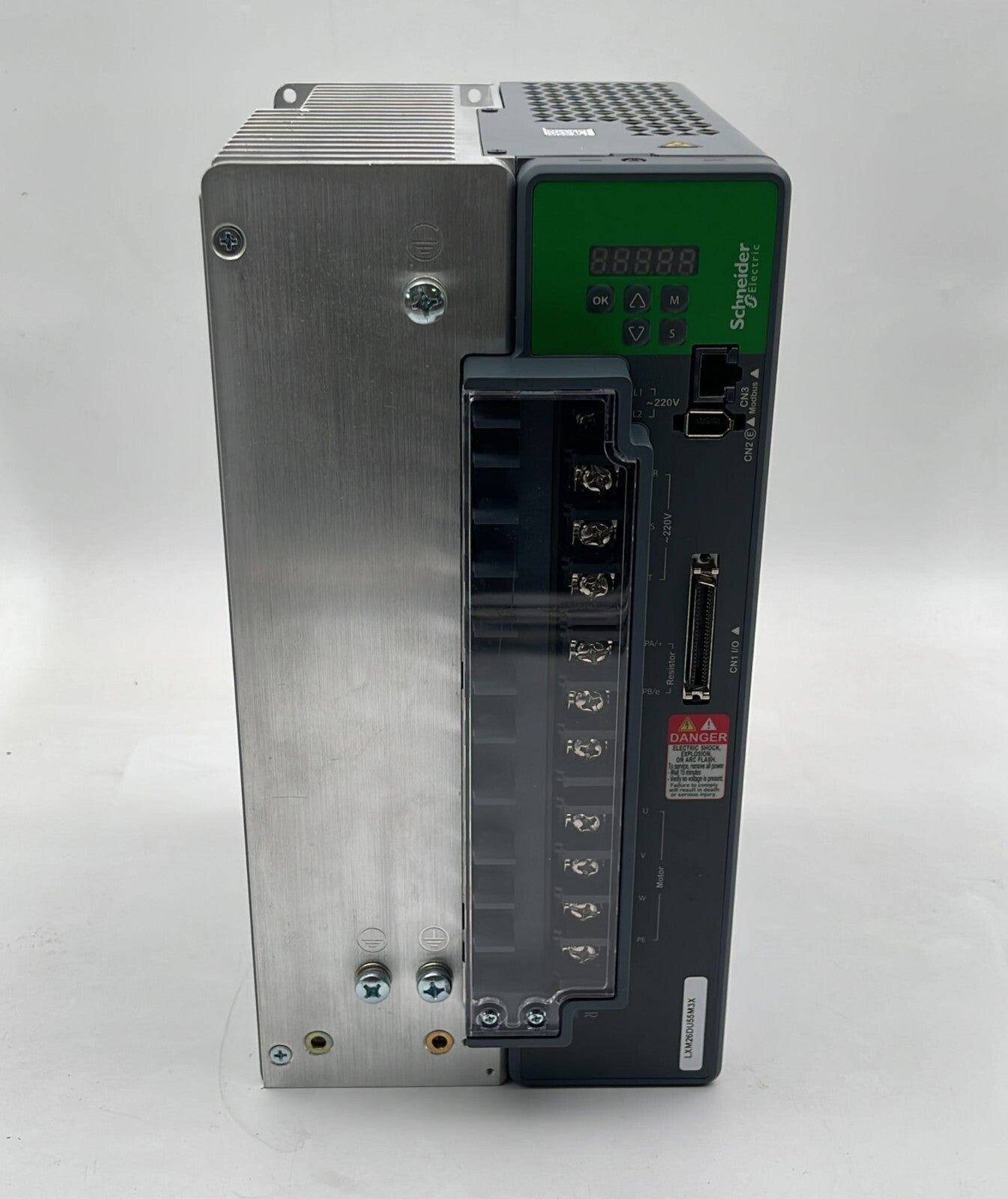 [NEW] SCHNEIDER Lexium 28 116717 AC Servo Drive LXM26DU55M3X 230V 35A 5500W