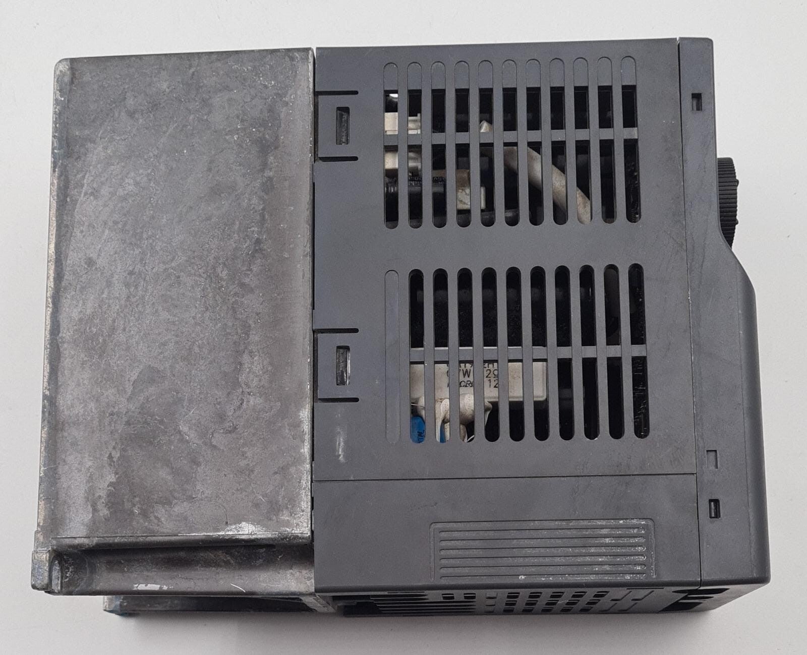 MITSUBISHI D700 series AC Frequency INVERTER FR-D720S-042-EC AC200-240V 50/60Hz