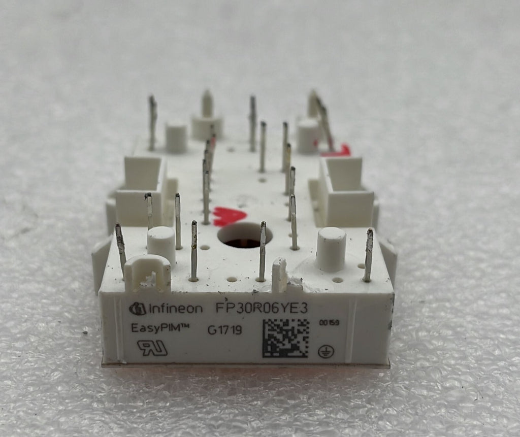 [LOT OF 5] Infineon FP30R06YE3 IGBT power module