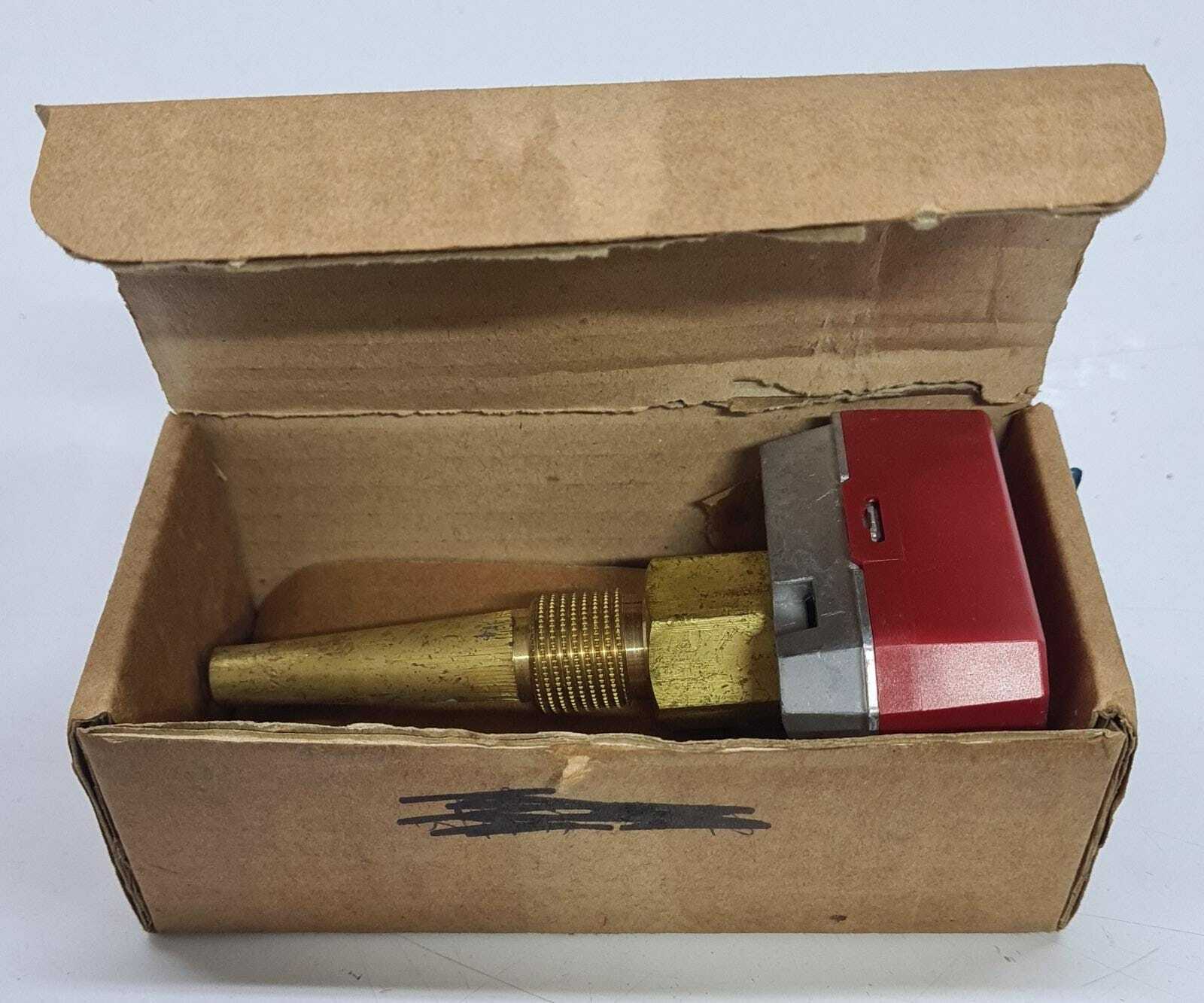 SCS STAFA Control System FT-T30S LANDIS & STAEFA Temperature Sensor 2702 86-07