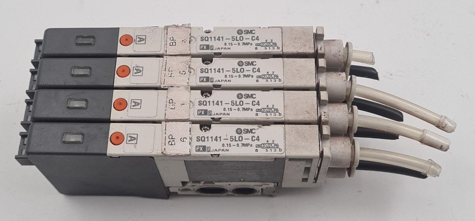 [LOT OF 4] SMC solenoid valve Bank 4* SQ1141-5LO-C4