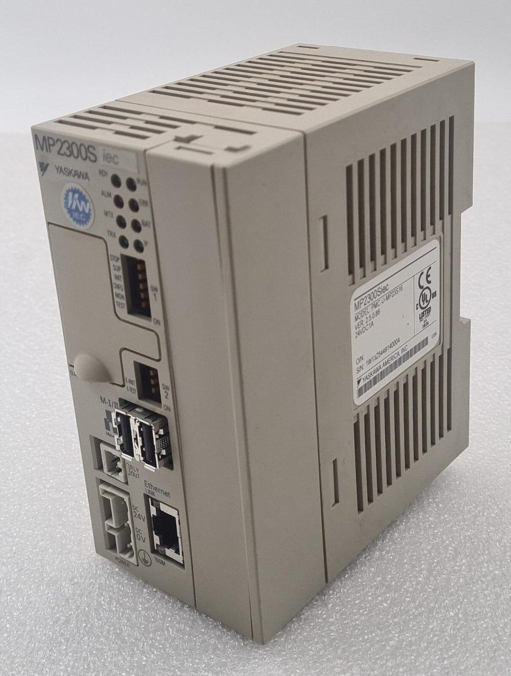 YASKAWA MP2300S MP2300Siec PMC-U-MP23S16 PLC Controller 24VDC