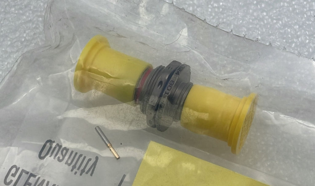 [LOT 5 PCS] Glenair 801-009-07MT7-10SA-501 Mighty Mouse Connector