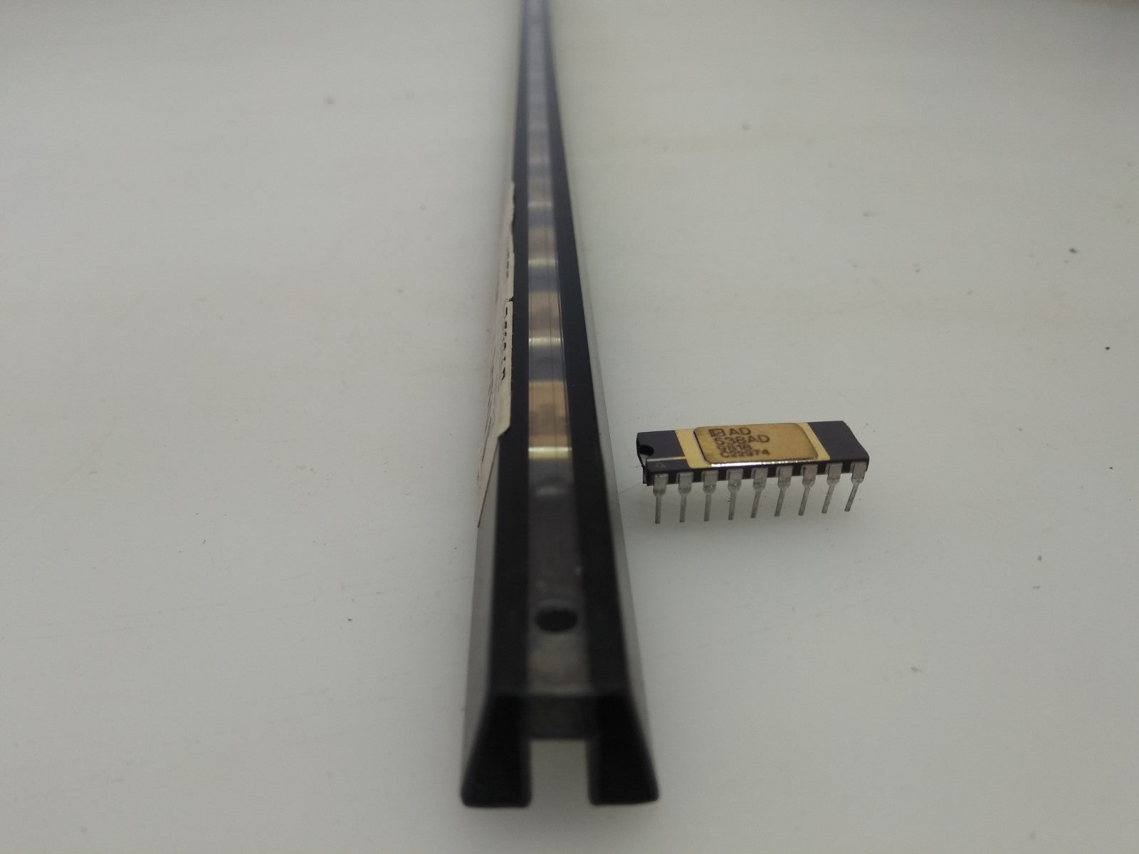 Analog Device AD538AD Integrated Chip Special Purpose Amplifiers Through Hole