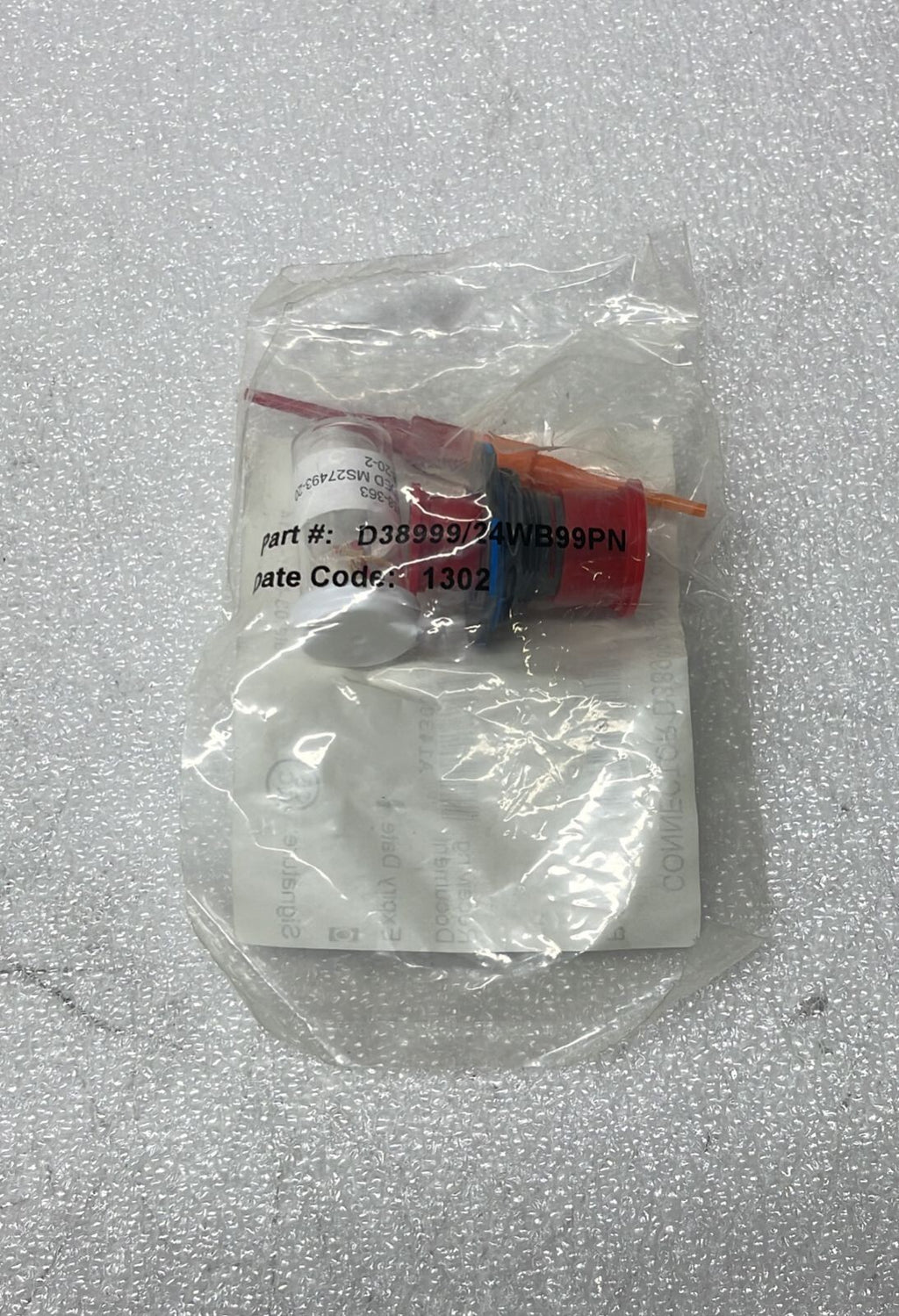 [LOT OF 6] Amphenol D38999/24WB99PN MIL SPEC Connector