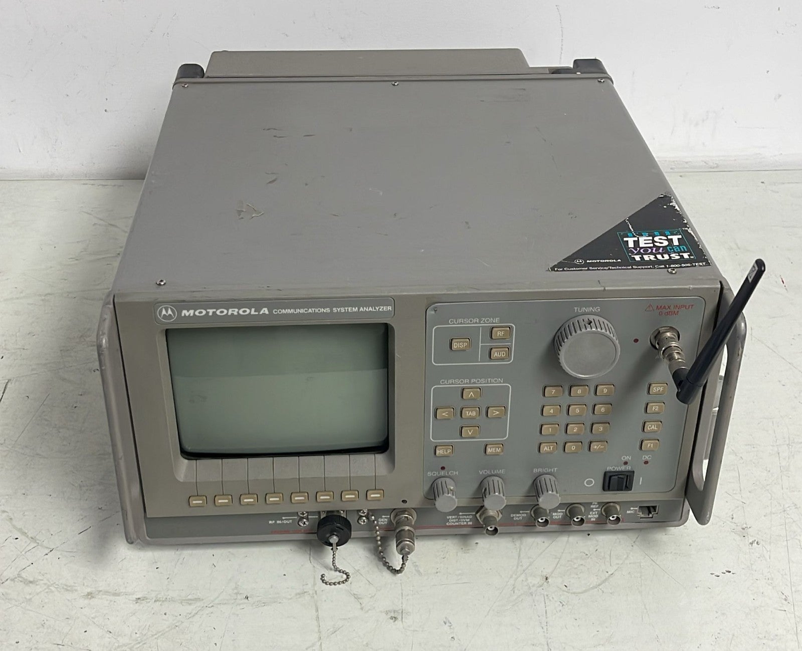 Motorola R2550 Communications System Analyzer W/ RPN4000A Battery Backup