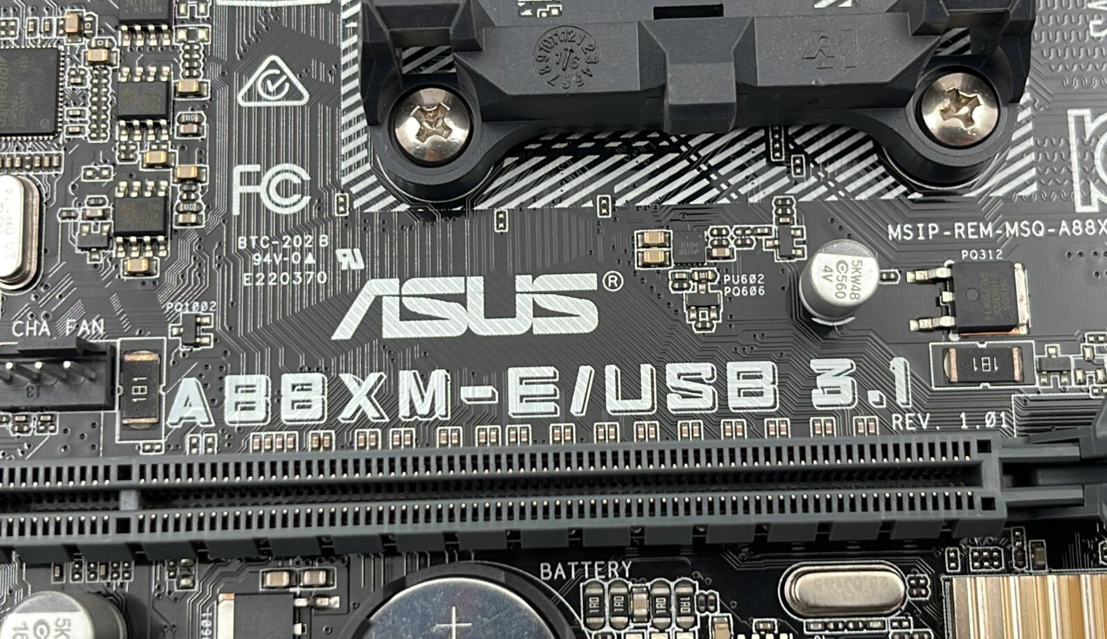 ASUS A88XM-E/USB 3.1 Motherboard W/ AMD A4-4000 CPU