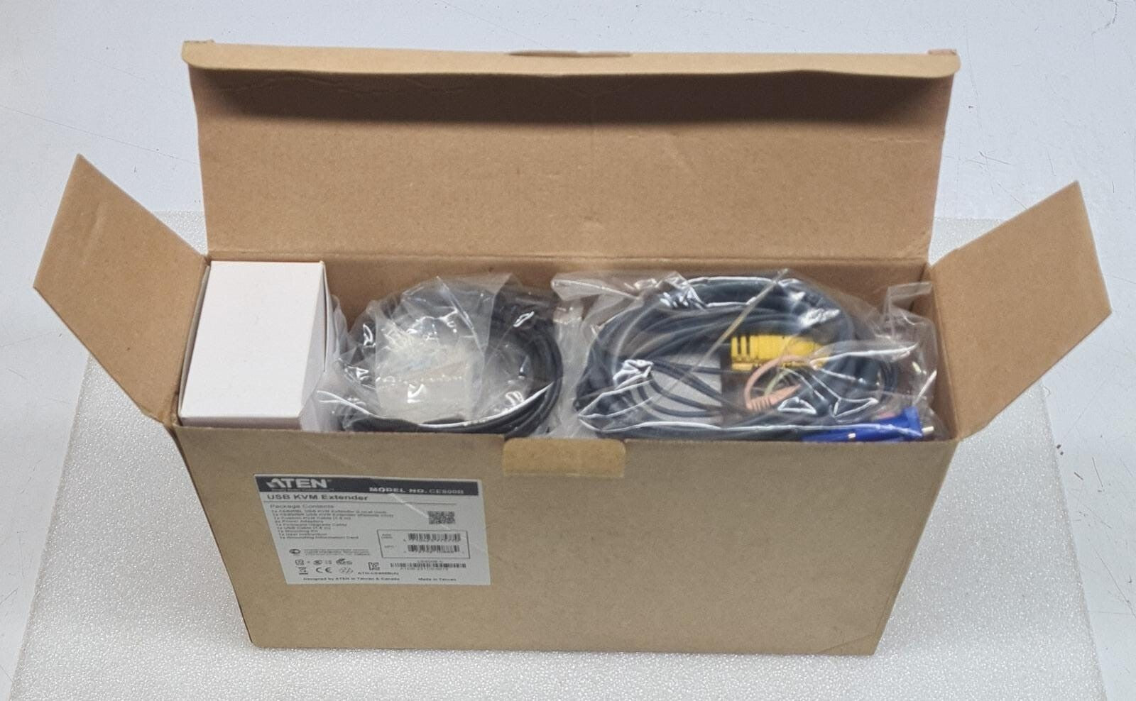 NEW - ATEN USB KVM Extender CE800B-C VGA/Audio Dual Console operation Kit