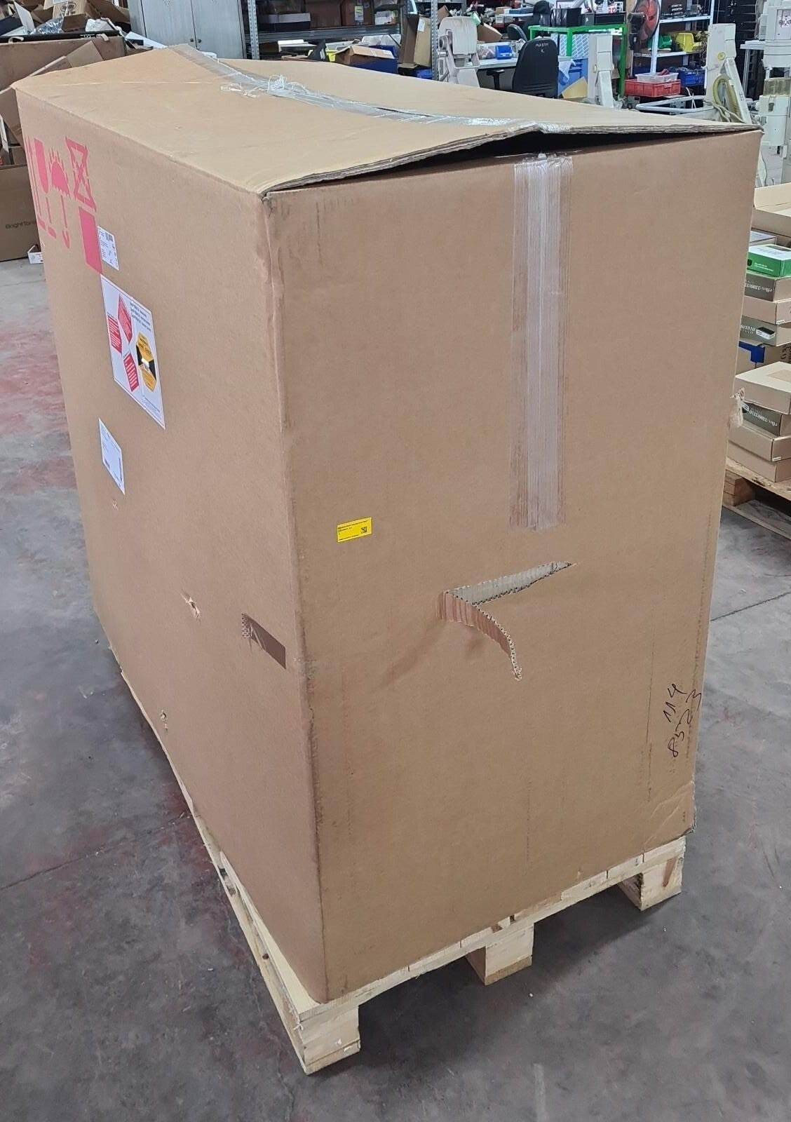 NEW - ROCHE Diagnostics Sample Supply Module 06301037001 Unit for Cobas 6800