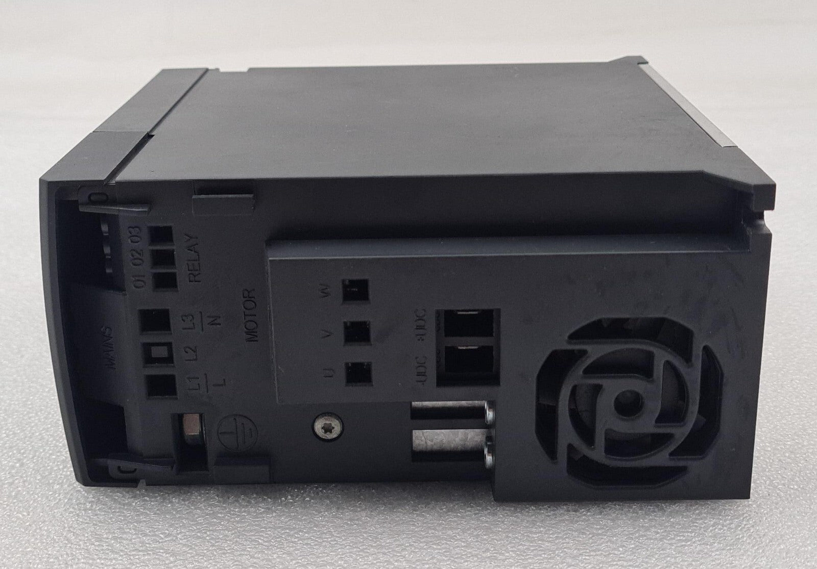 Danfoss VLT Micro Drive 132F0003 FC-051PK75S2E20H3XXCXXXSXXX 0.75kW 1.0HP