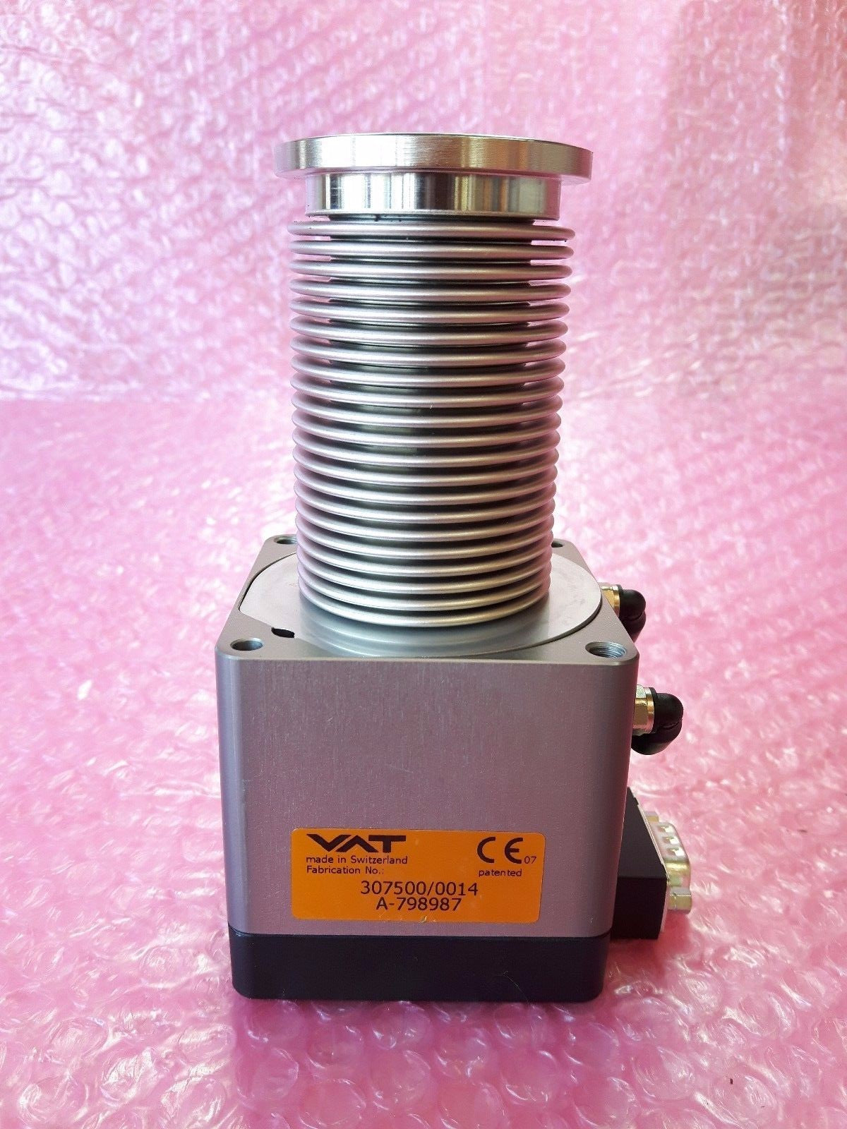 Vat 307500/0014 Hv Angle Valve Insert Air Operated
