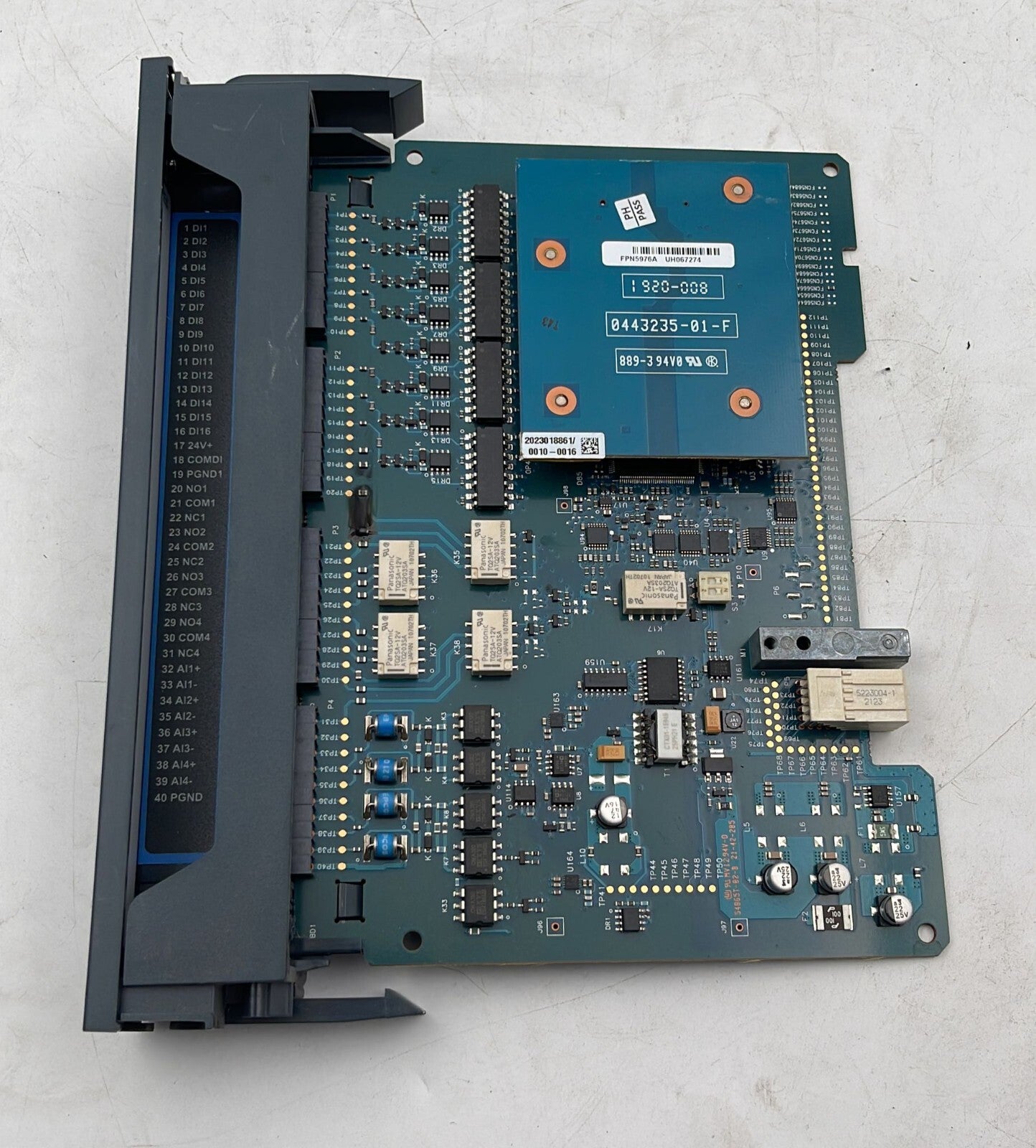 MOTOROLA FCN5666A 8489043V01 MIX I/O FLN3572A W/ Board FPN5976A