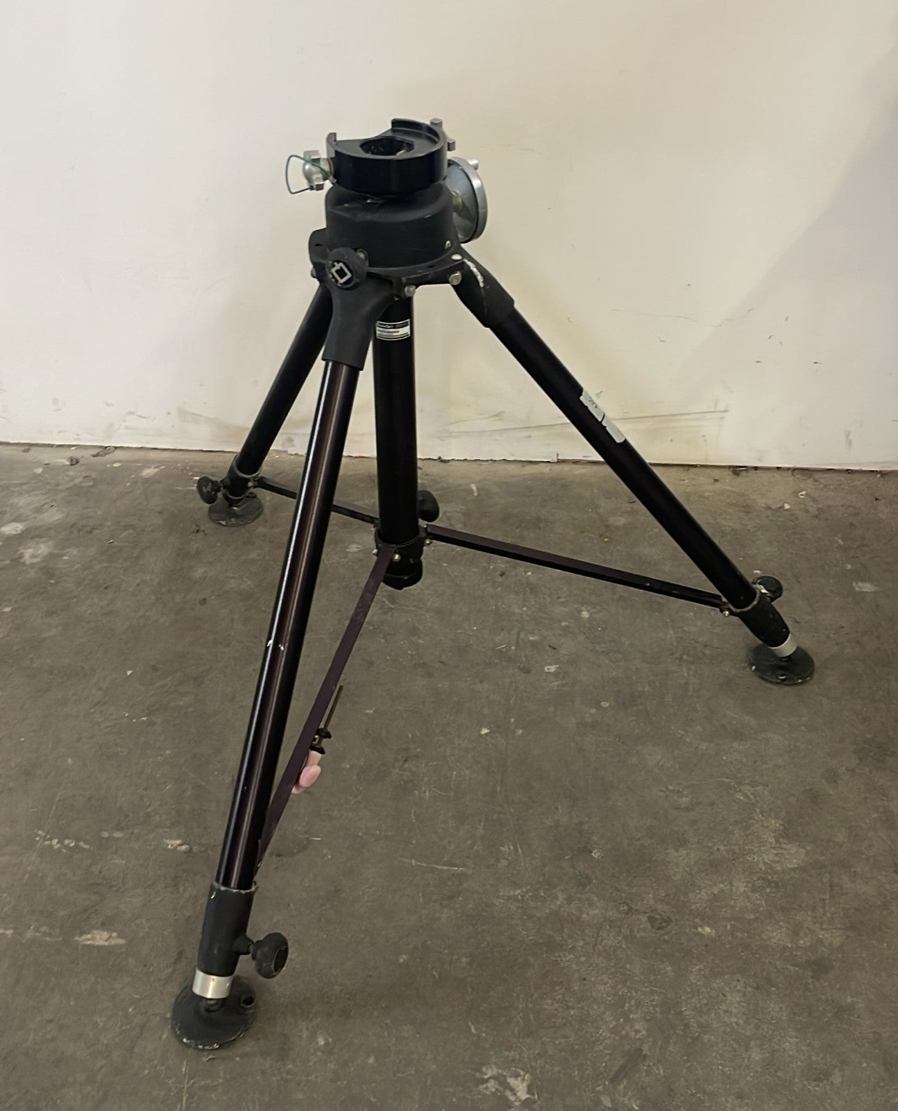 Moog Quick Set 4-53021-8 Hercules Surveying Tripod **AS IS