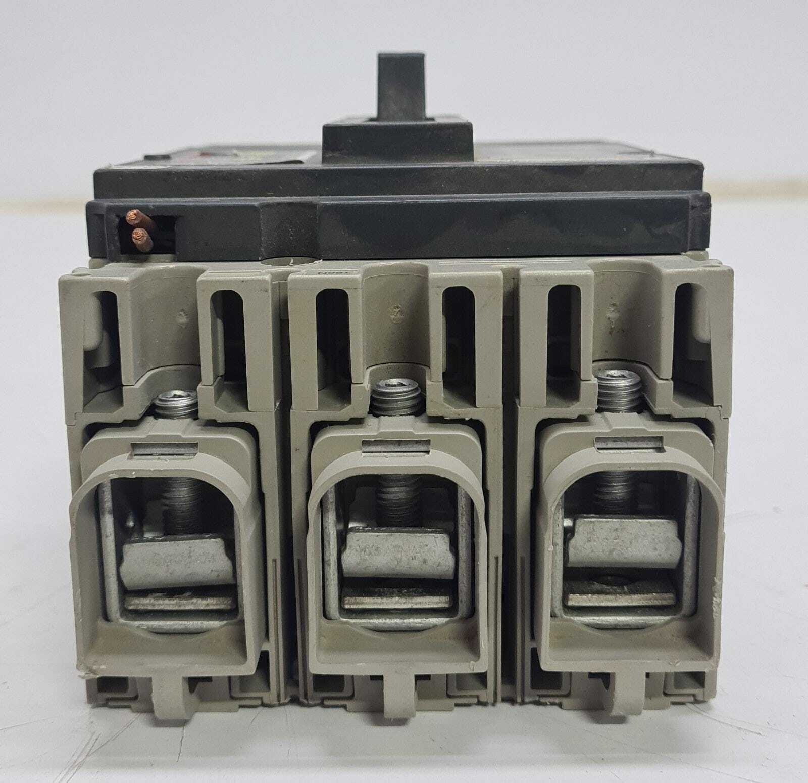 Schneider MERLIN GERIN Compact NS 160 N 160N TM 125 D Circuit breaker 100 / 125A