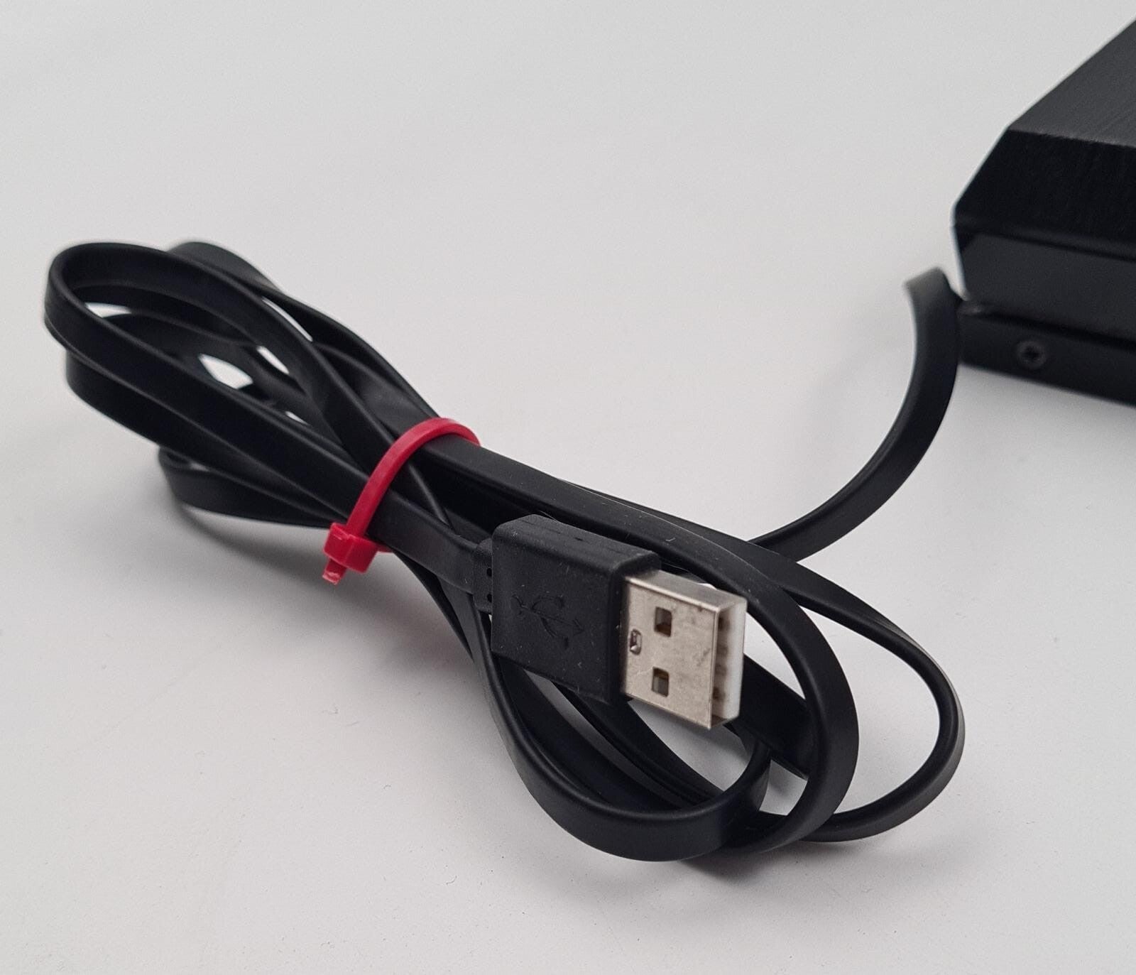 KODATA 19" LED Monitor V1904 Display Touch 50-60Hz