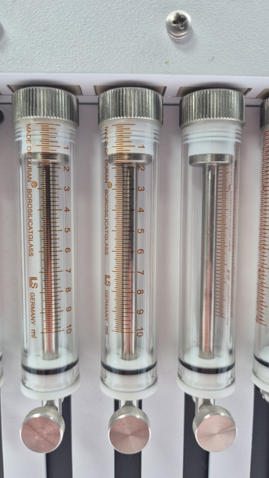 Agilent Technologies 806 Syringe Pump 15-5110 230V 8-Channel 10ml Syringes