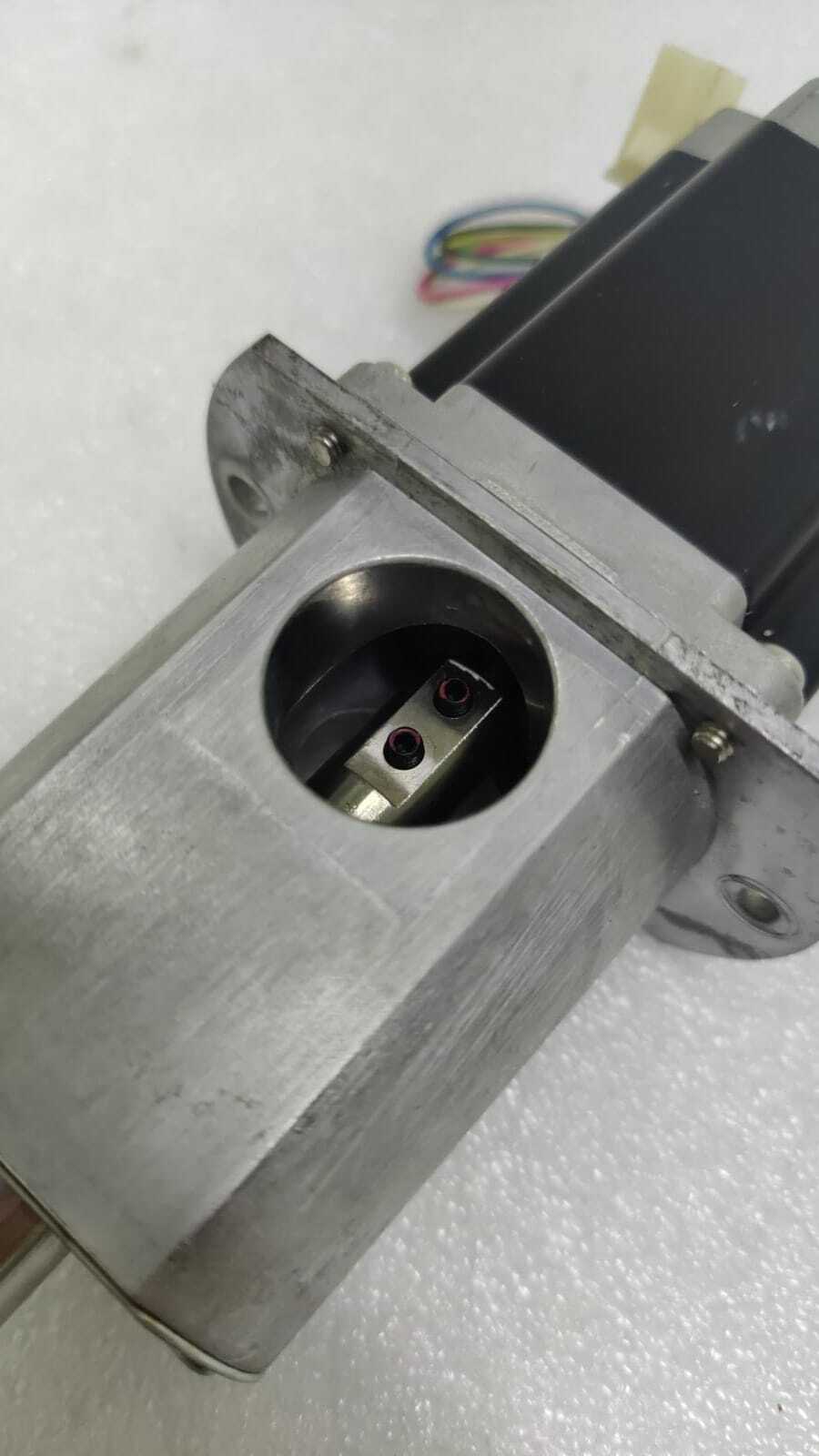 VEXTA ORIENTAL Stepping Motor Model PK268M-02B-C3 2-Phase 0.9/Step 4.5V DC 2A