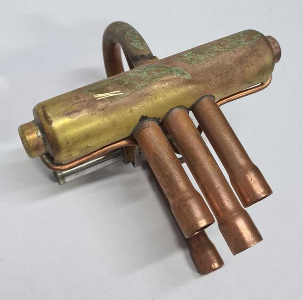 SHF-4-23U coil DC12V Three-flower four-way reversing valve for Air Conditioning