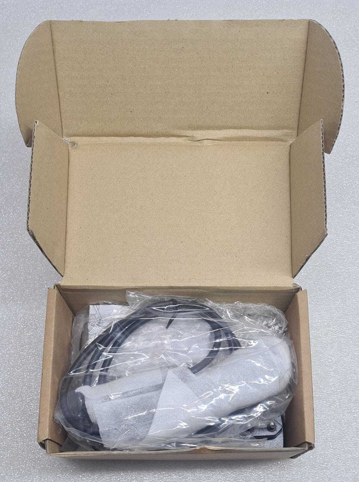 NEW FULL KIT - VeriFone VX820 160MB SC 3SAM STD KEYPD CTLS M282-703-CB-R-3