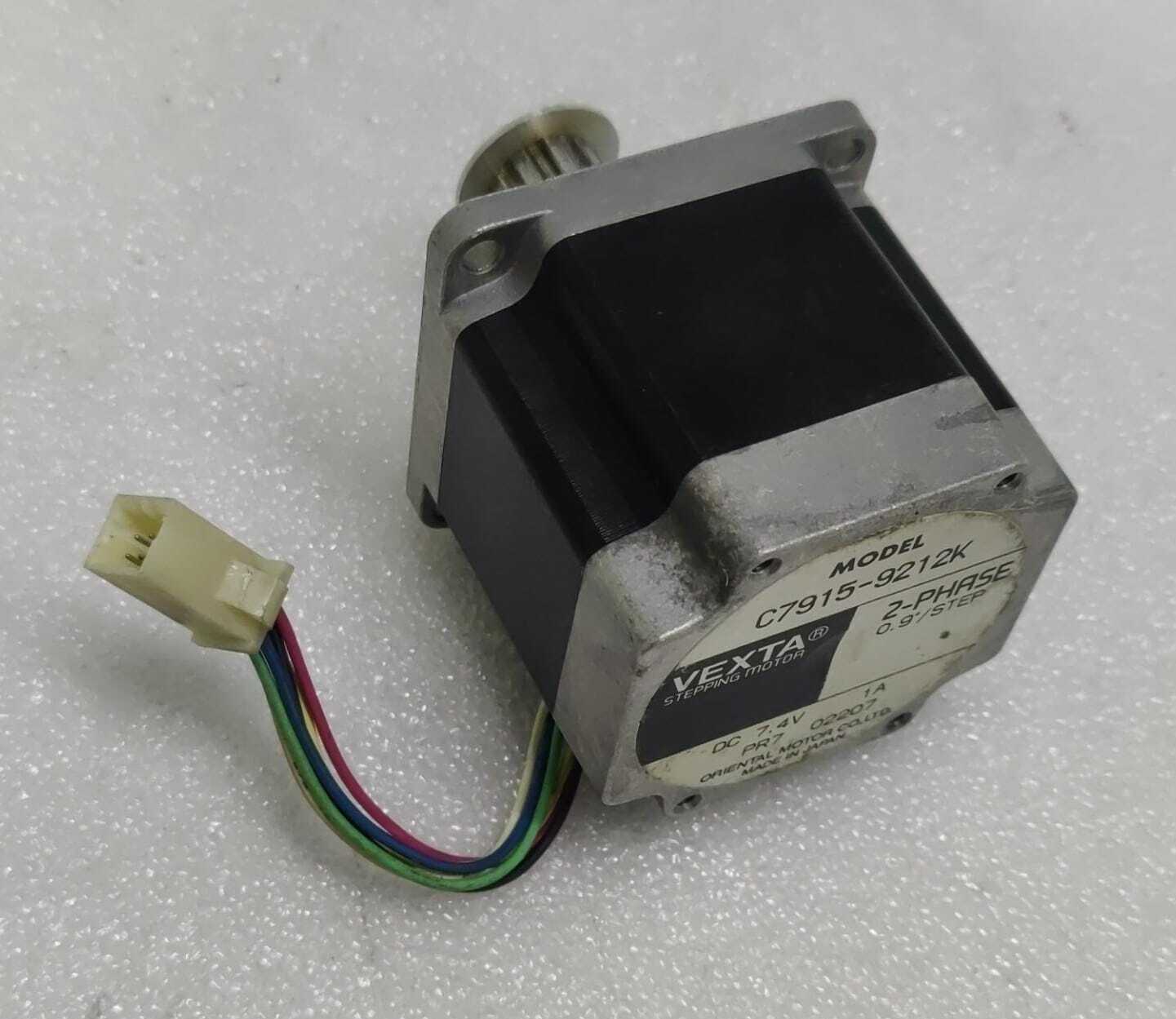 VEXTA ORIENTAL Stepping Motor C7915-9212K 2-PHASE 0.9/STEP DC 7.4V 1A