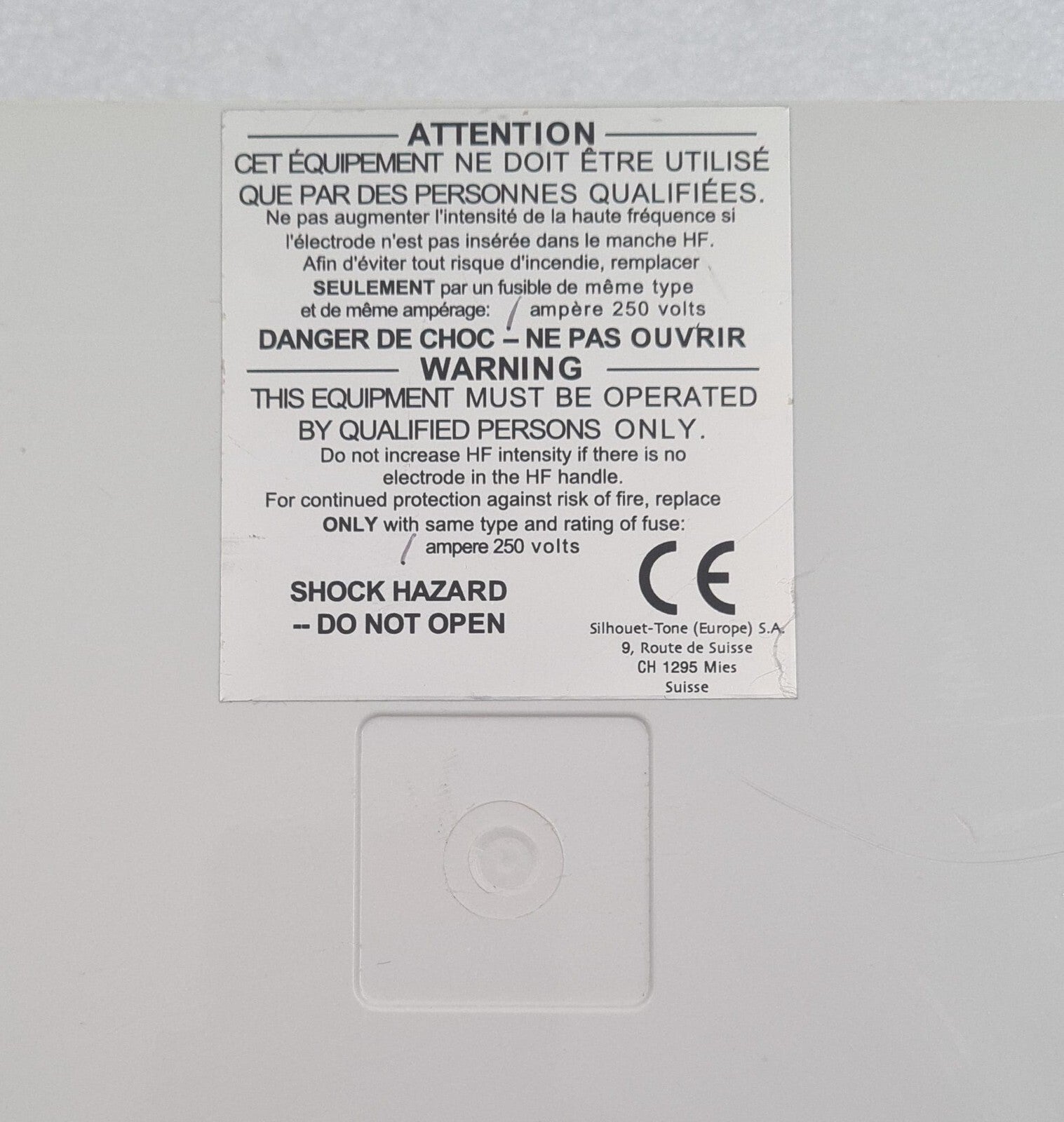 SILHOUET-TONE Cirrus Ultraderm High Frequency Facial Machine 230V W/ Applicator