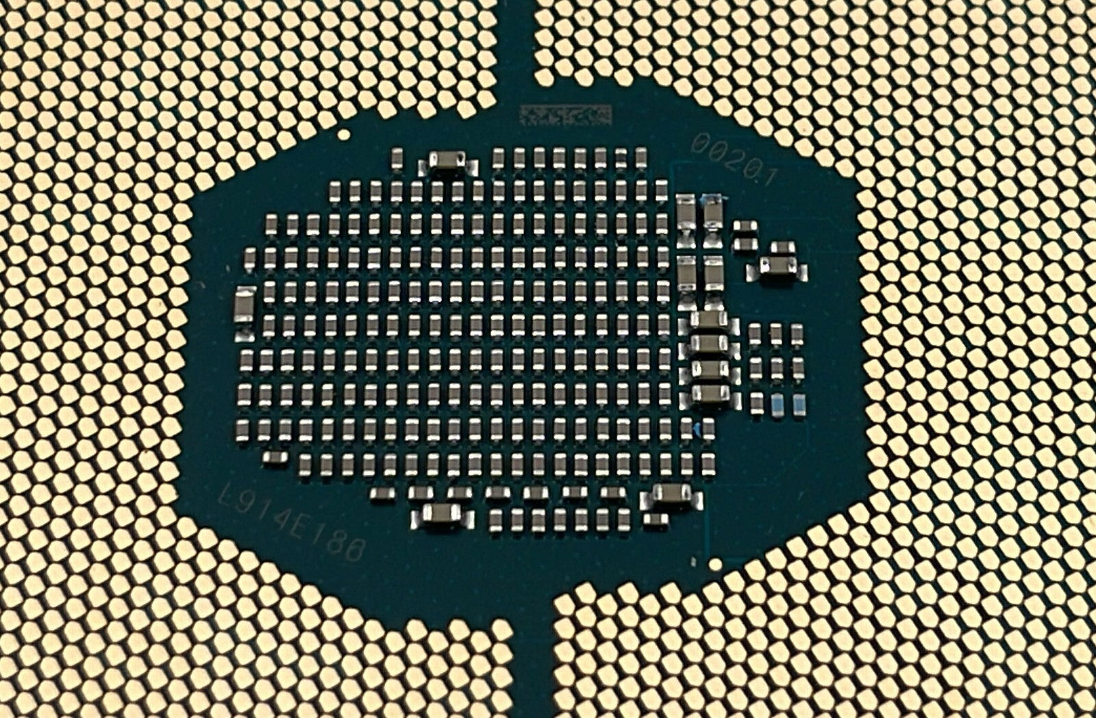 Intel Xeon Gold 5220 SRFBJ 2.20GHz 18-Core 36 Threads CPU Processor