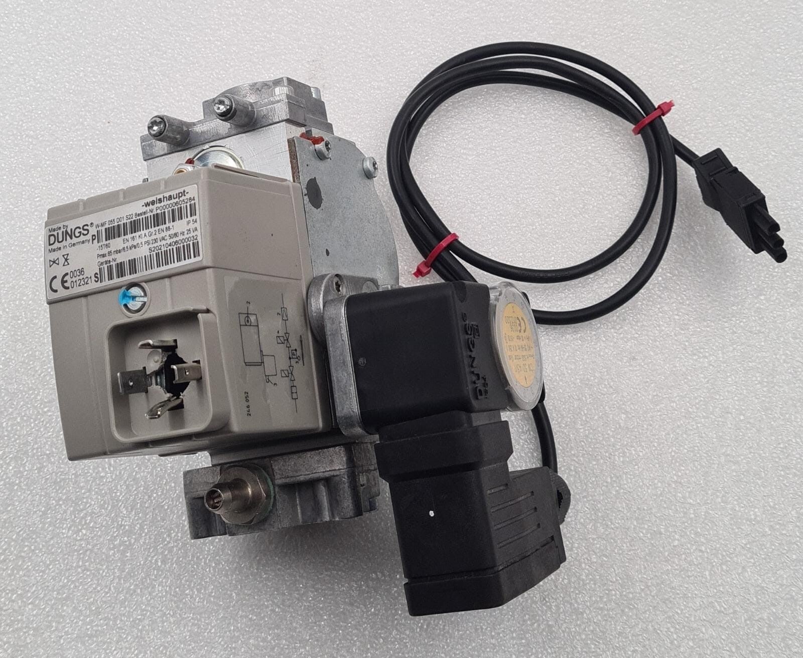 DUNGS Weishaupt Control Gas Valve W-MF 055 D01 S22 605284 W/ GW 50 A5/1 **AS-IS