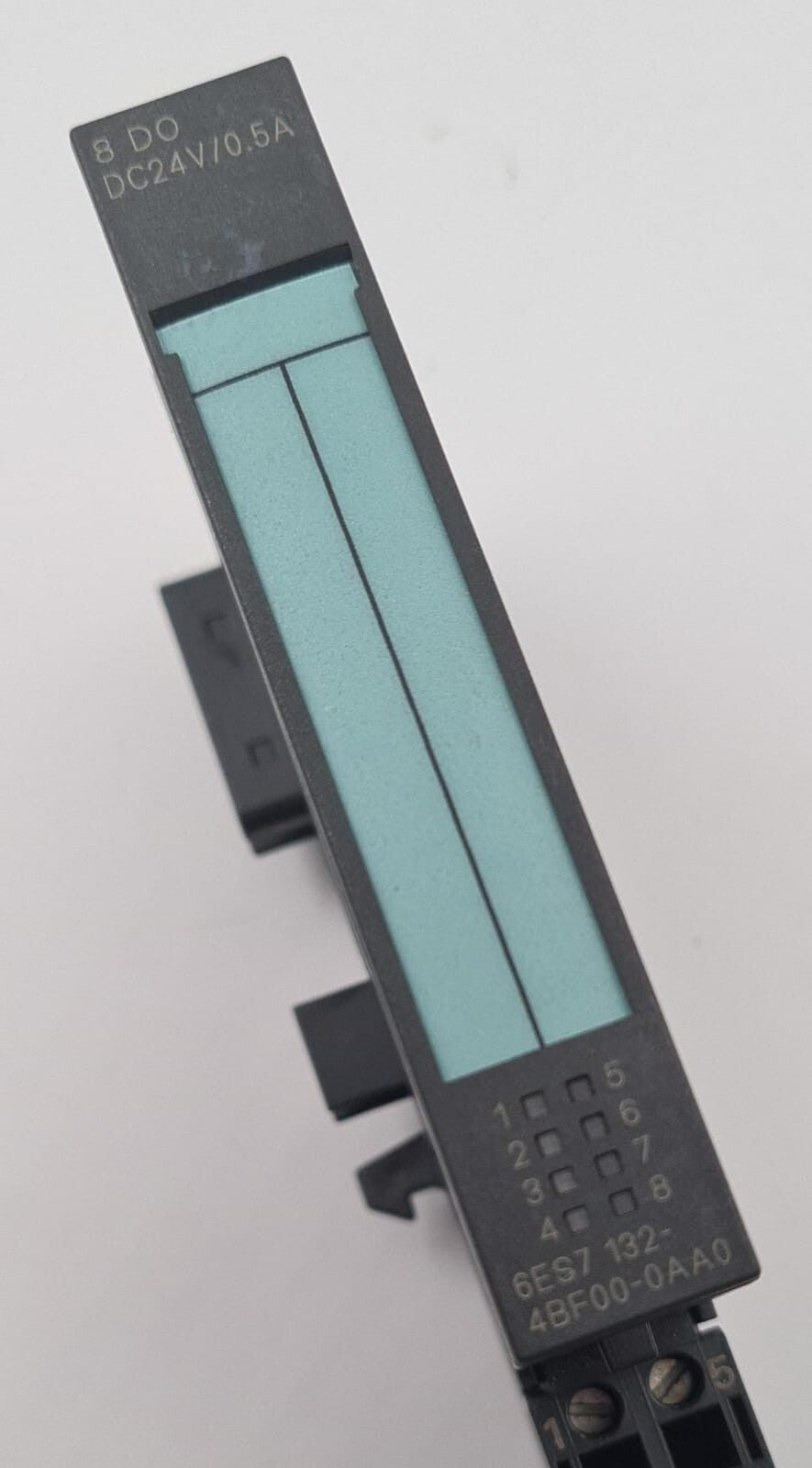 SIEMENS 6ES7 193-4CA40-0AA0 Terminal Module 8 DO TM-E15S26-A1 & 132-4BF00-0AA0