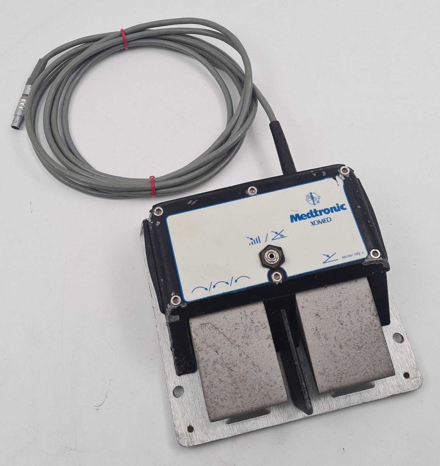 Medtronic XOMED XPS footswitch 18-95400 dual pedal control for Model 2000 medical system
