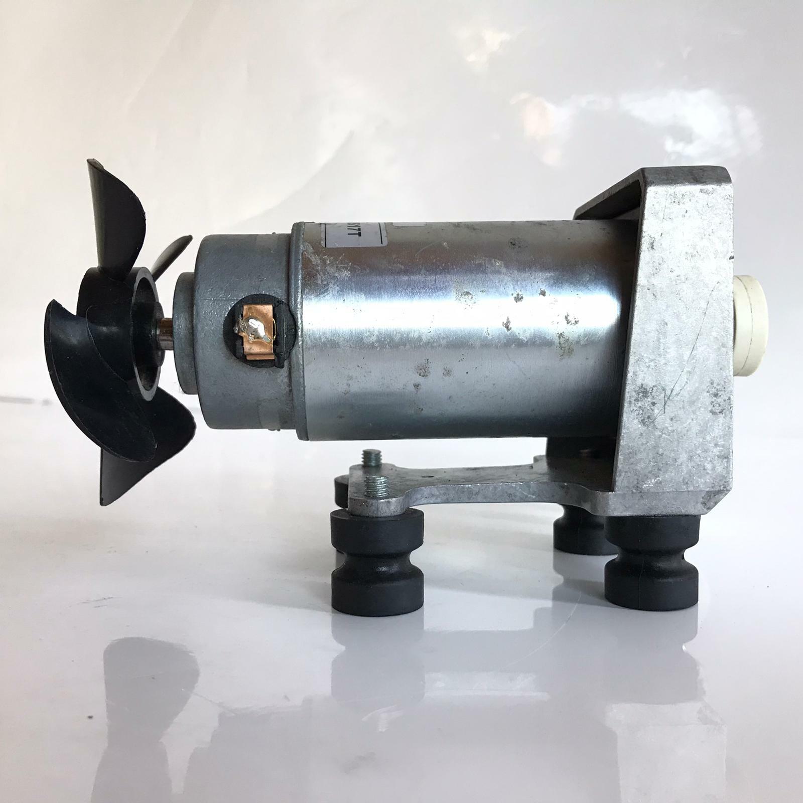 Sparmax Pumps Oil-less Rocking Piston Compressor fan 11.2Vdc 3000Rpm  3517T