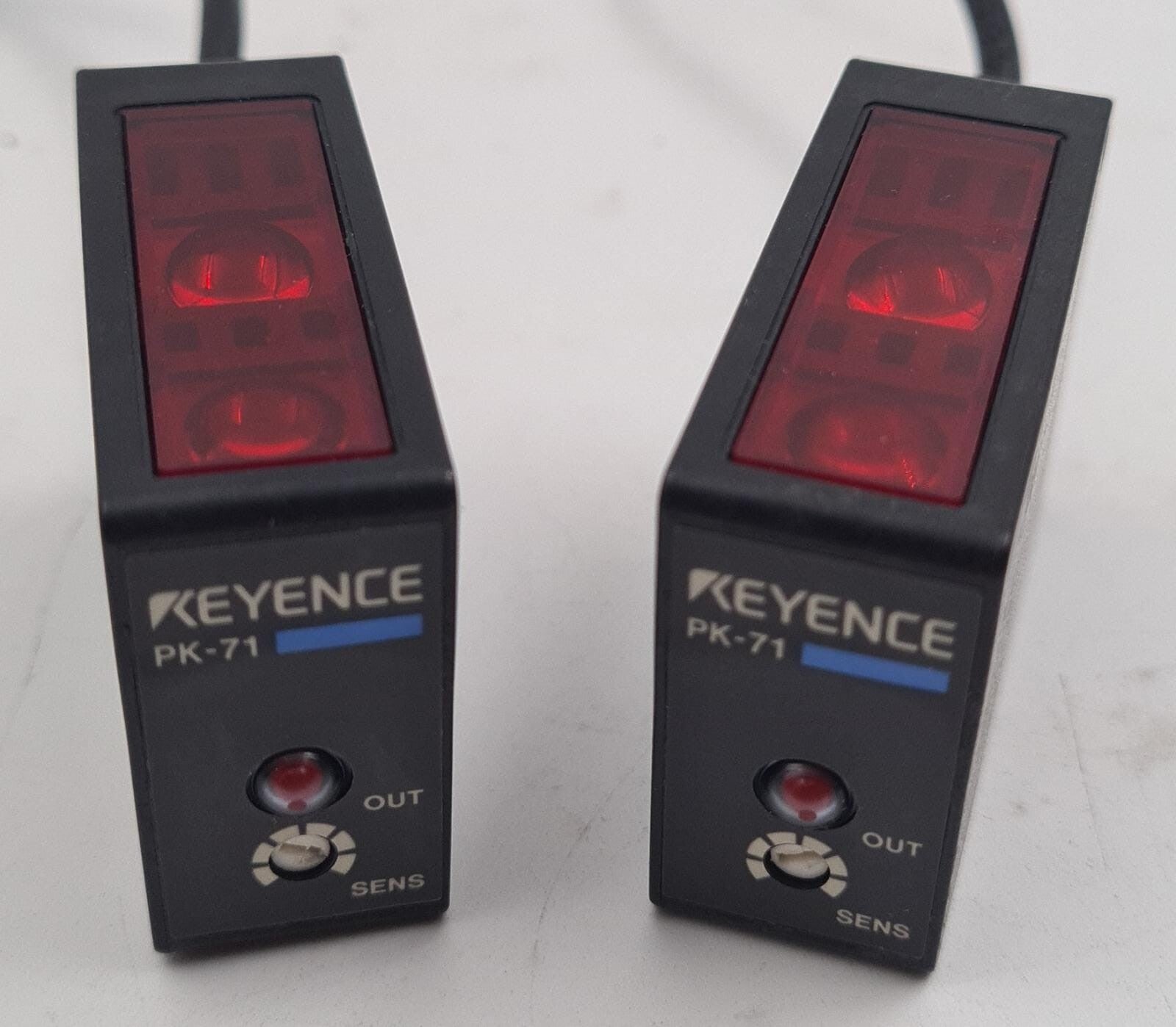 [LOT OF 2] KEYENCE PK-71 Photoelectric Sensor 12-24V E7200-61687