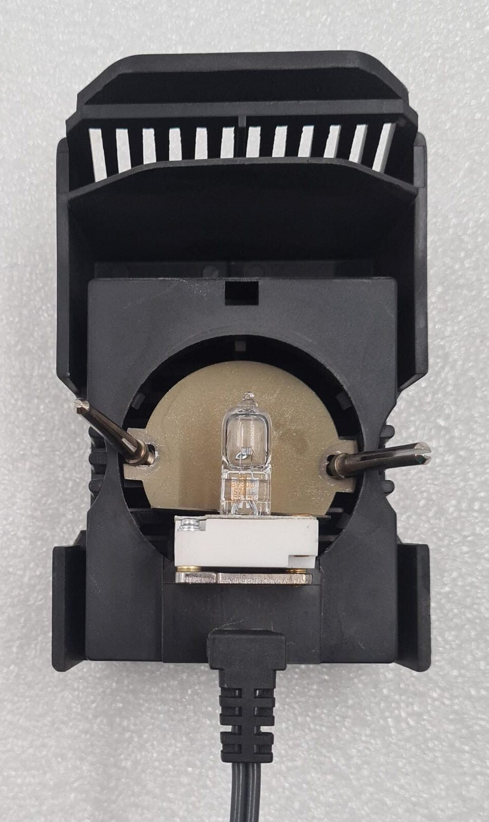 OLYMPUS MICROSCOPE NA0.30 CONDENSER W/ U-LS30-4 LAMP Housing 6V 30W