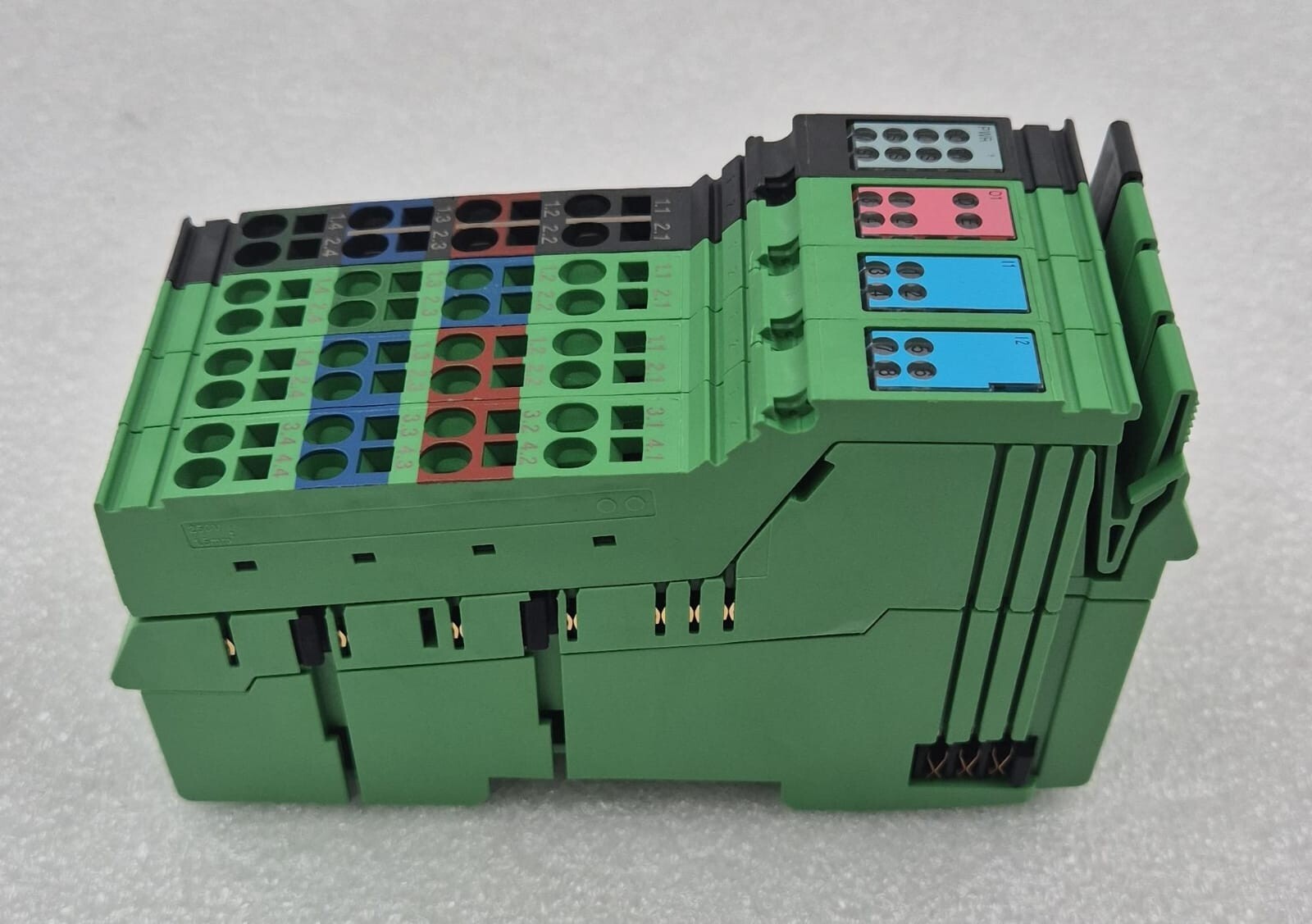 PHOENIX CONTACT IL EIP BK DI8 DO4 2TX-PAC 2897758 Ethernet IP Bus Coulper