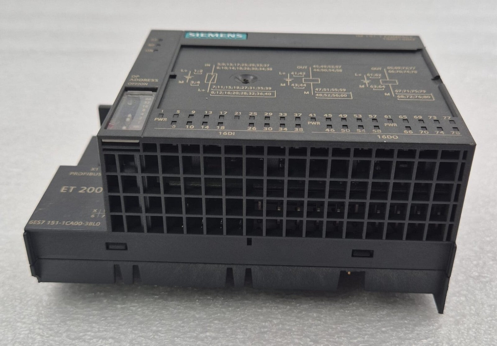 SIEMENS SIMATIC S7 6ES7 151-1CA00-3BL0 PROFIBUS MODULE ET 200S IM151-8 16DI/16DO