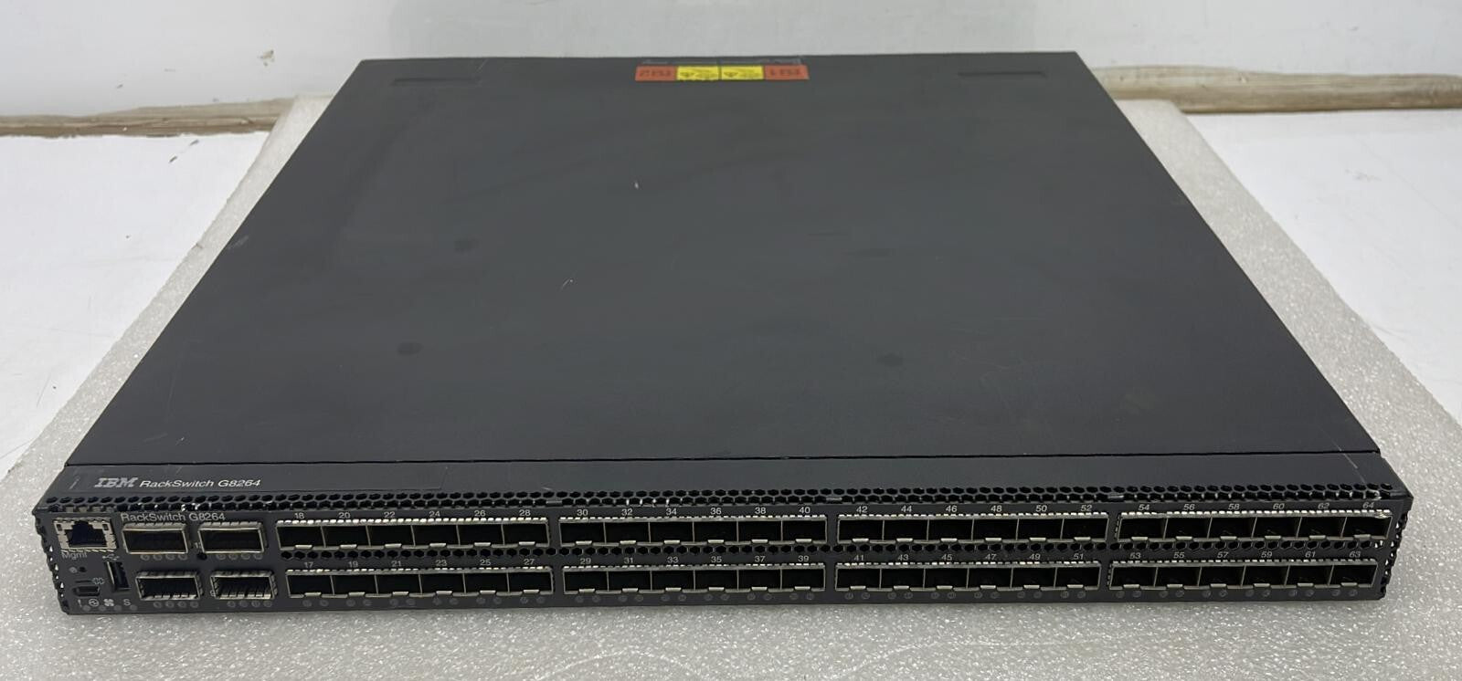 IBM RackSwitch G8264 88Y6021 Network Switch Model 7309-HC3 / 7309-G64