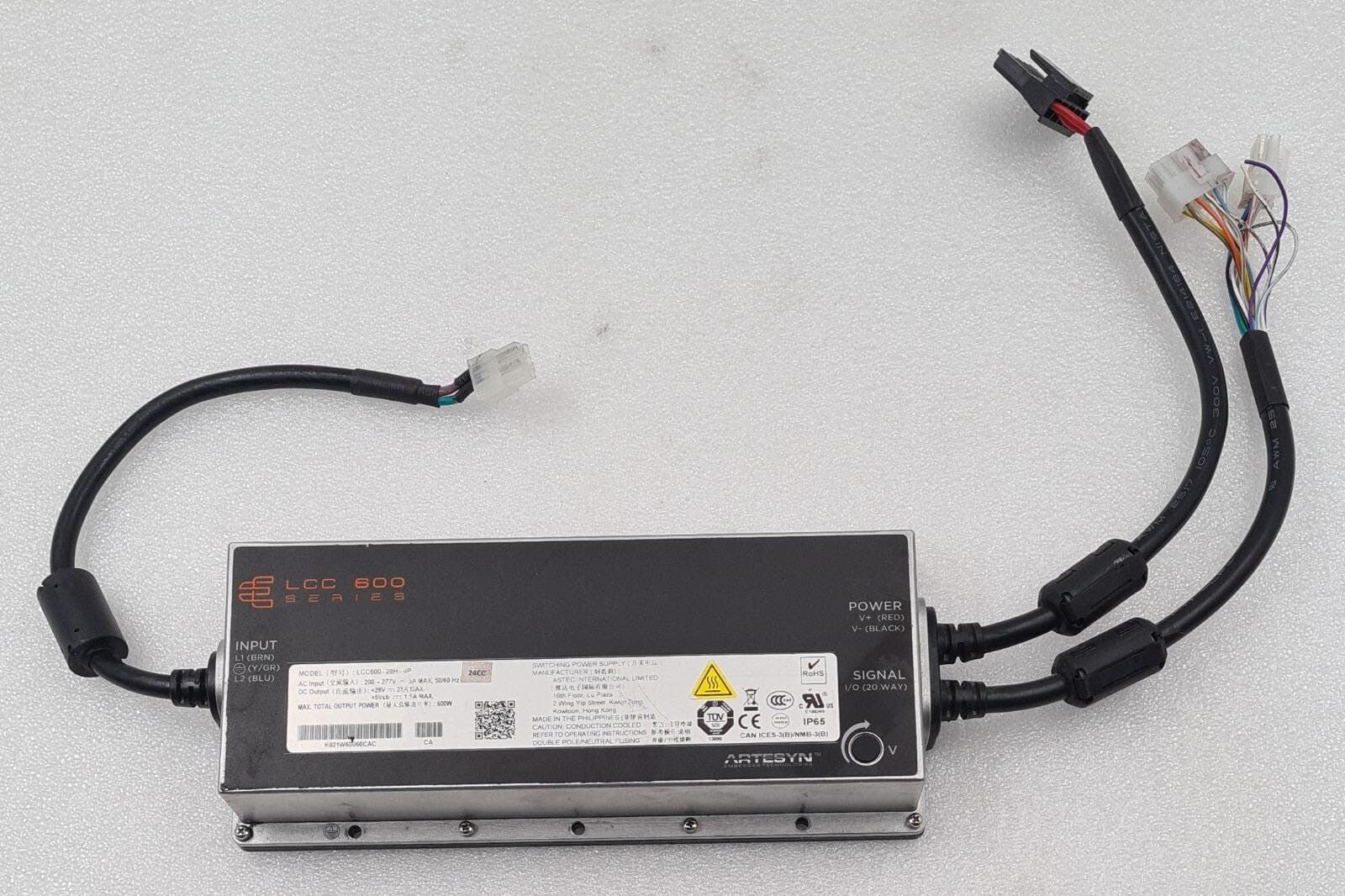 ASTEC Artesyn LCC 600 SERIES LCC600-28H-4P Switching Power Supply 28V 600W