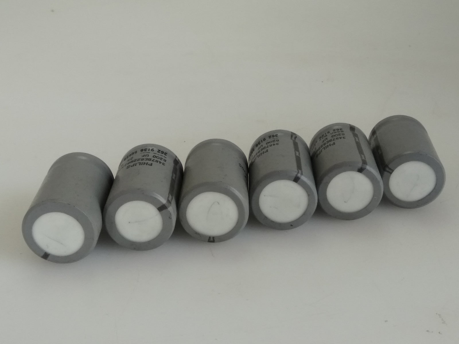 6 Pcs - Philips Aluminum Electrolytic Capacitors Super Snap in 3487 8200uf 3.95A