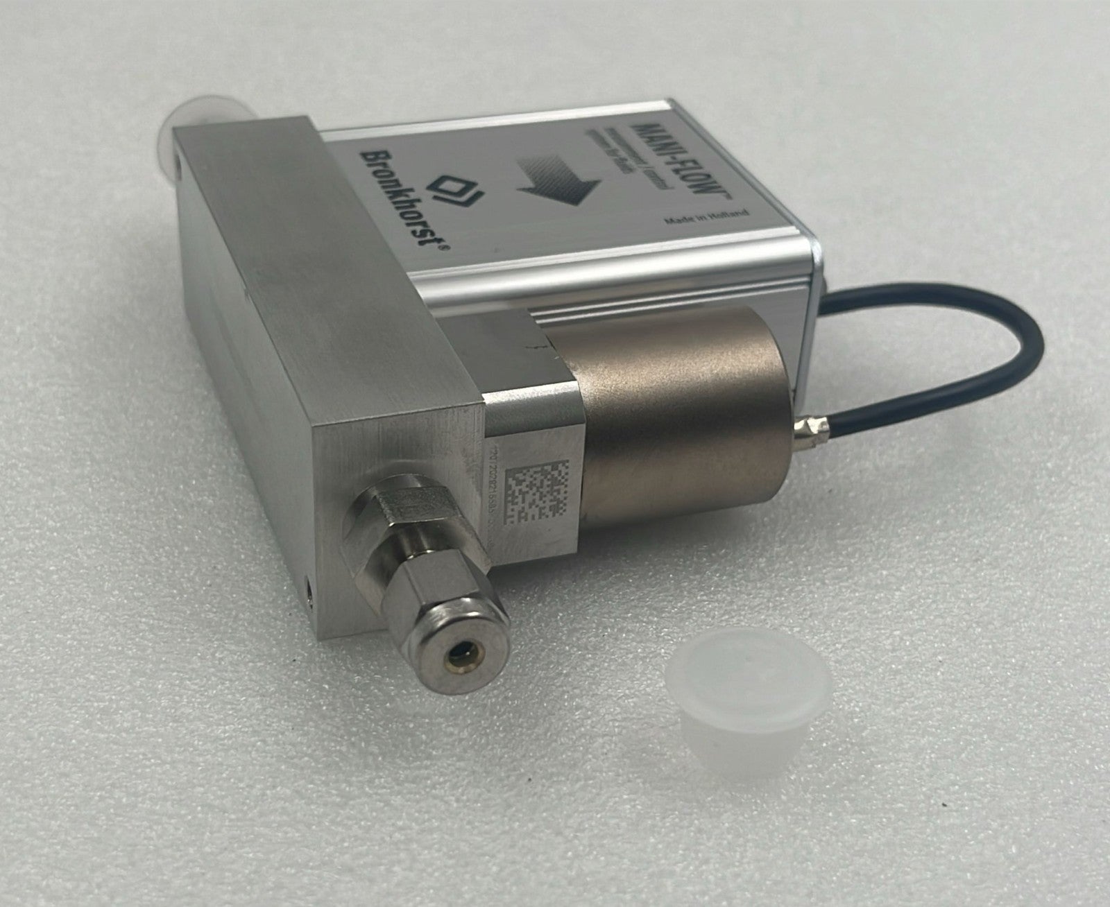 Bronkhorst Mani-Flow MIC-104 angled view