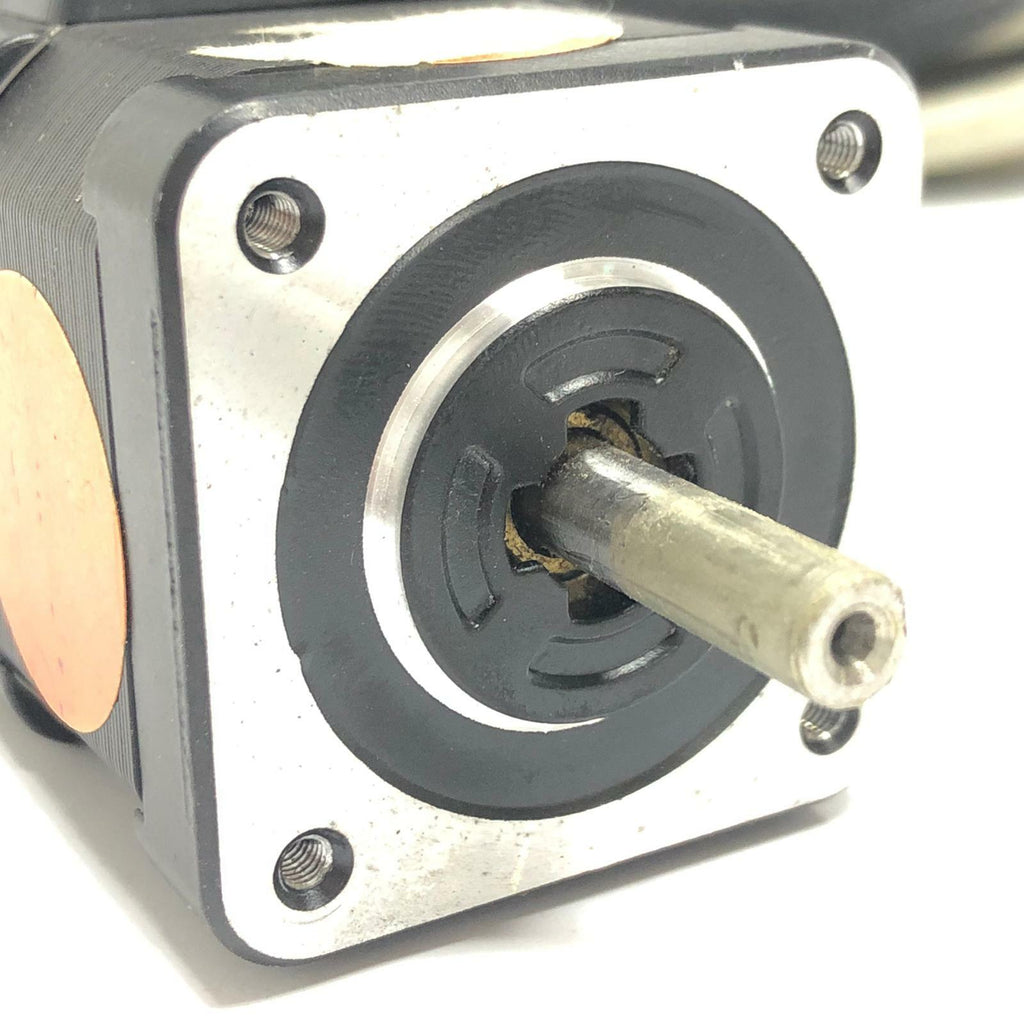 SANYO DENKI SANMOTION PB MOTOR PBM423DXC24 W/ 6 FT Cable