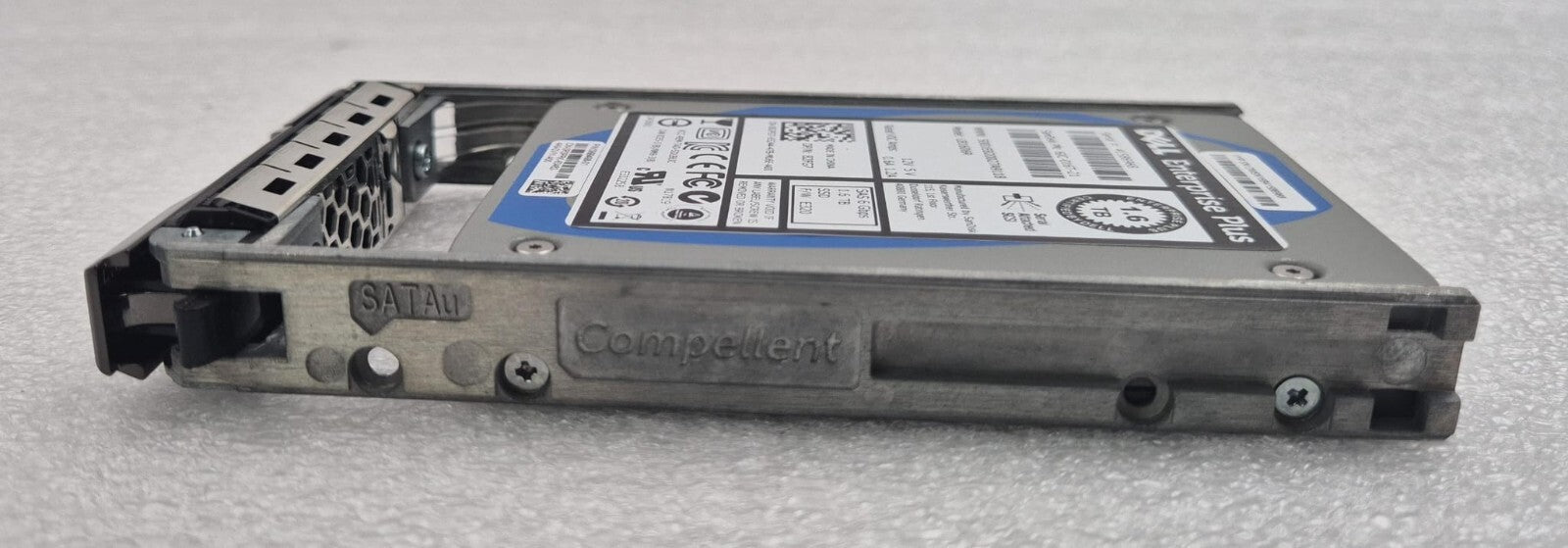 Dell 1.6TB SSD SAS 6Gb/s 2.5'' LB1606R 6JC-016T-21 82FG7 W/ Compellent Caddy