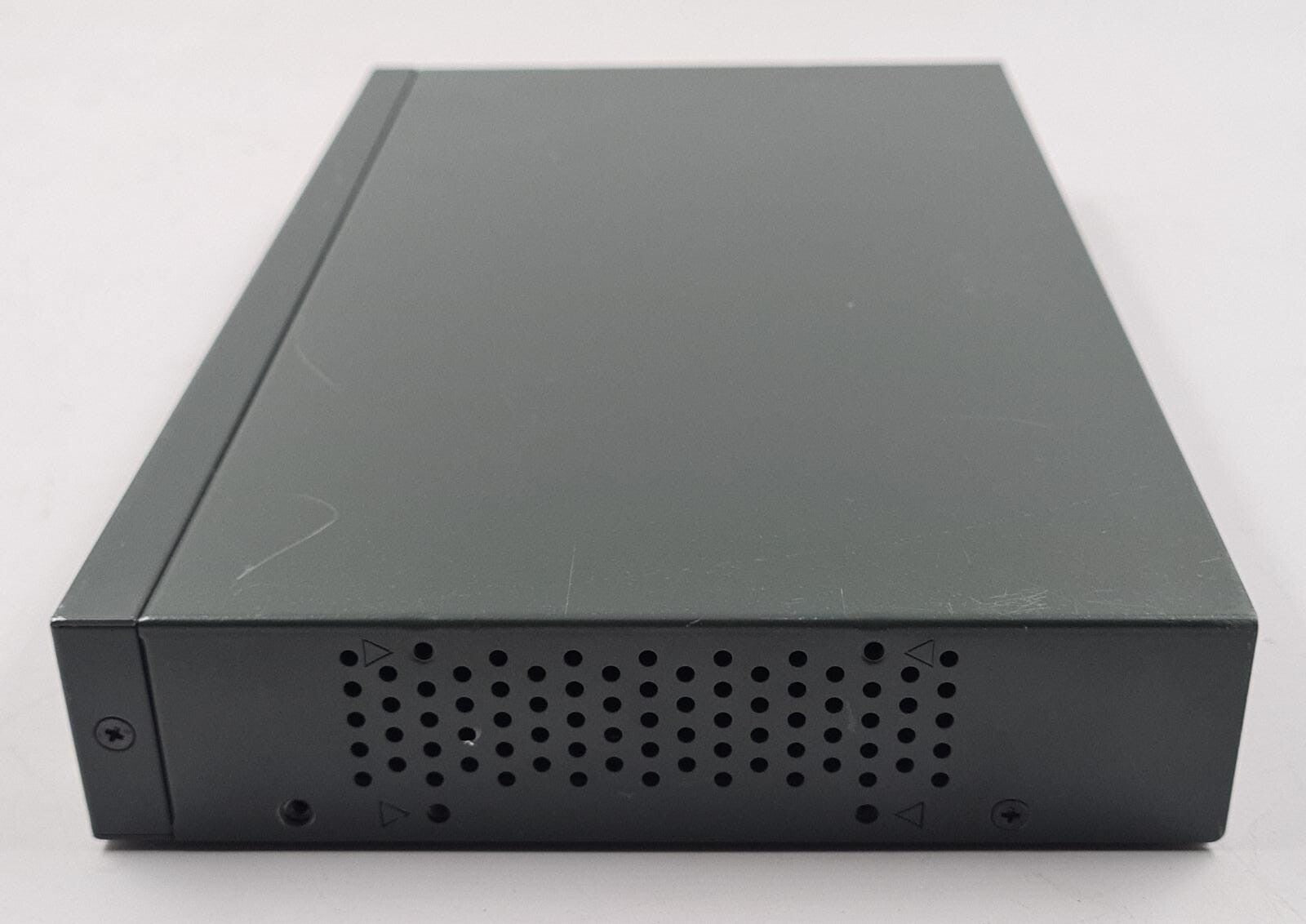 ADDTRON ADH-508S 8-Port 10/100 Mbps Repeater Dual Speed External Hub Ethernet