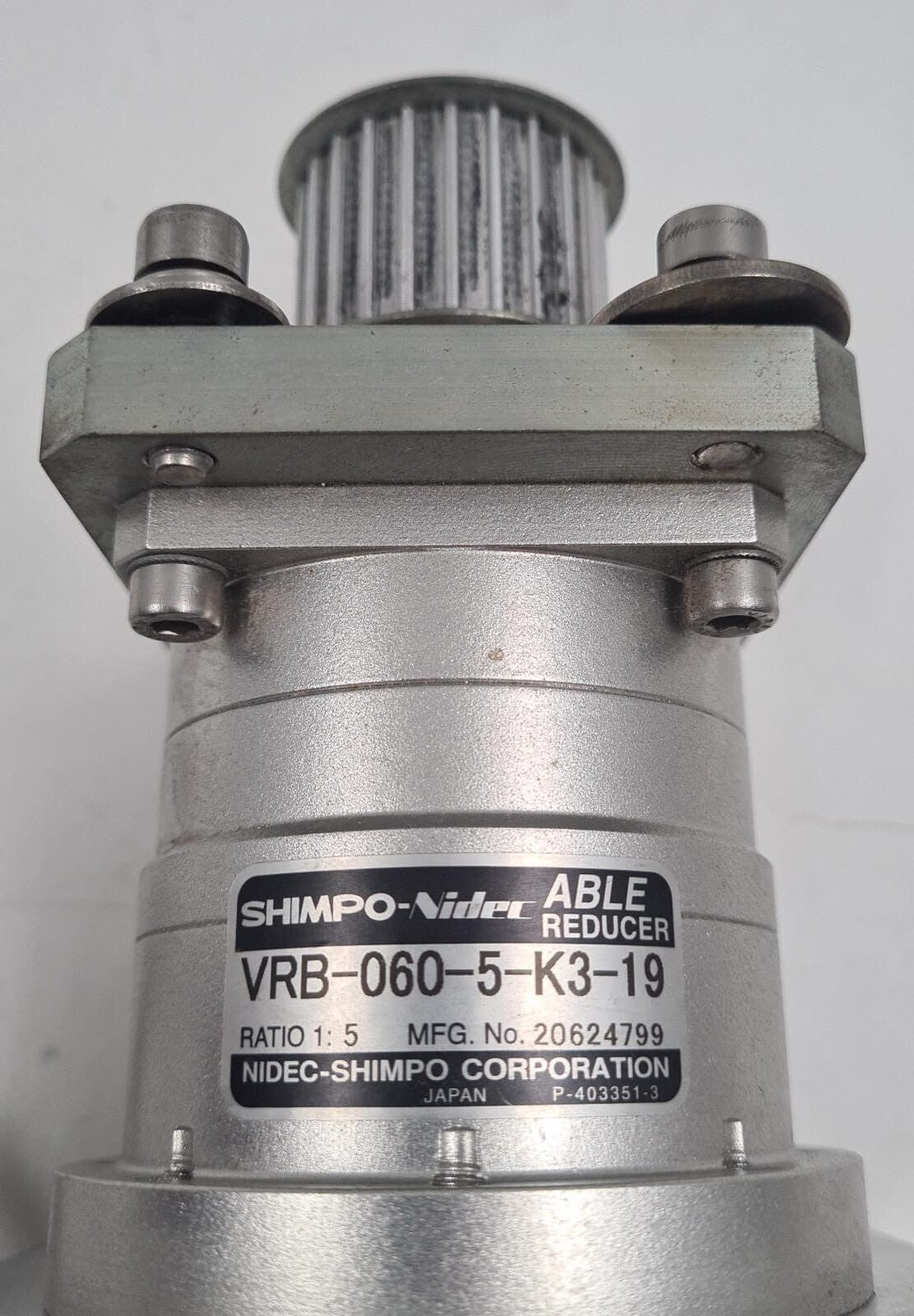 ELMO SERVO MOTOR ELNS-10BF4N2GR & NIDEC SHIMPO Reducer VRB-060-5-K3-19 20624799