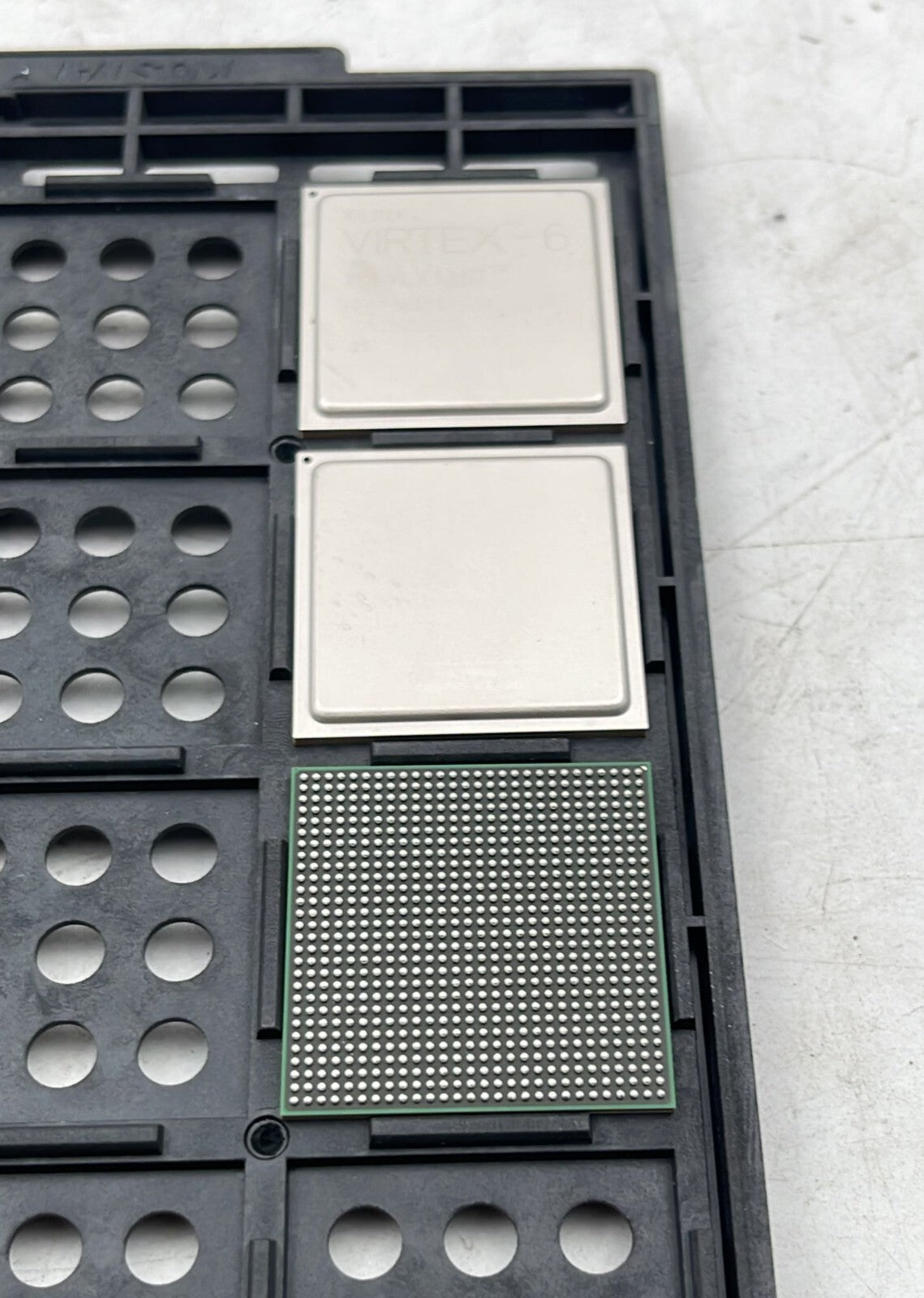 NEW - XILINX VIRTEX-6 XC6VLX130T FFG784AGW1633 DD5282323A