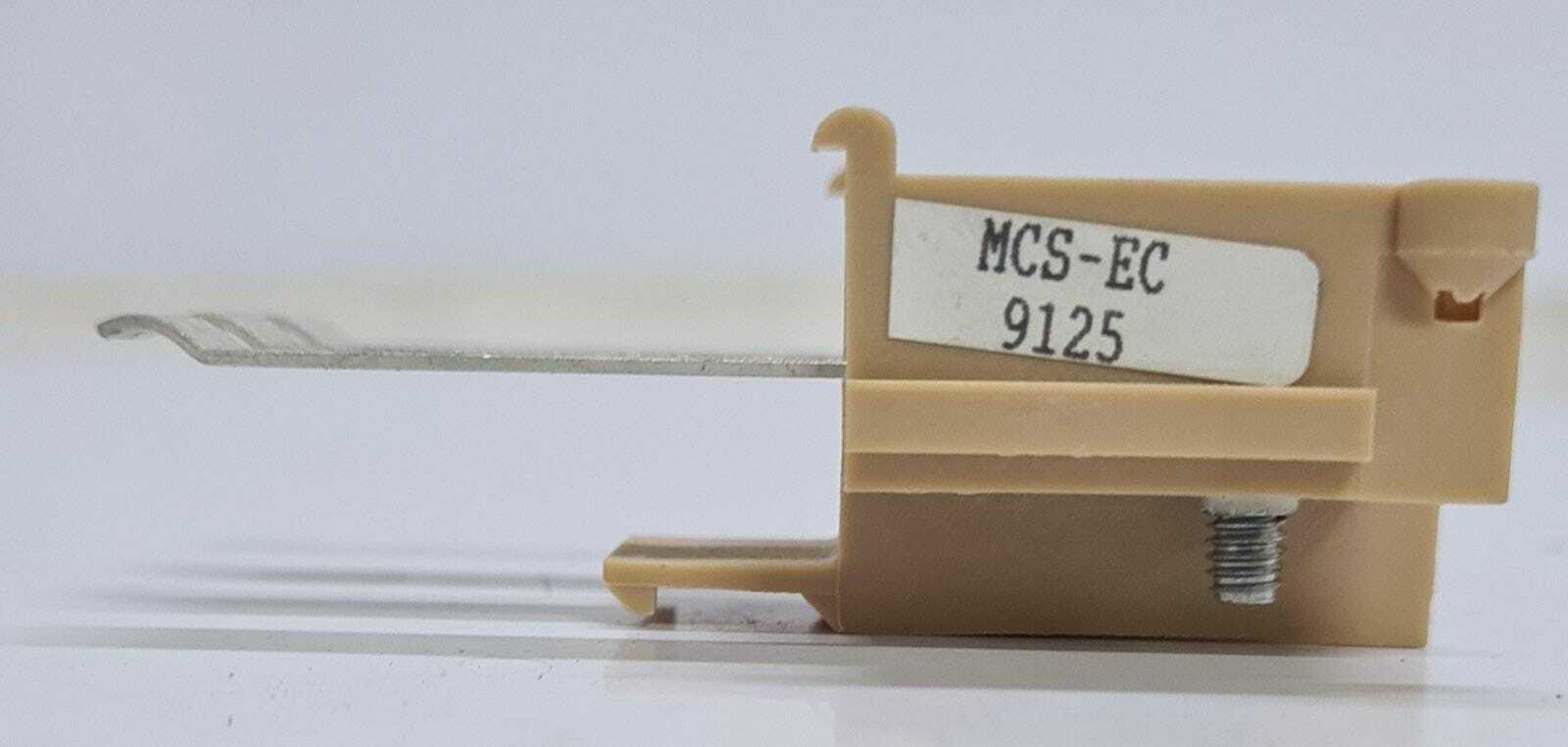 [LOT OF 4] NEW - Schneider MCS-EC 9125 / 9127 / H88 Pressure Switch Contact Assy