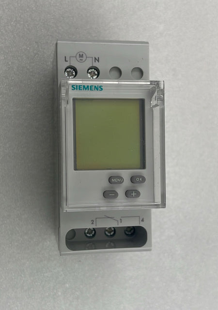 Siemens 7LF4511-0 analog time switch front display view